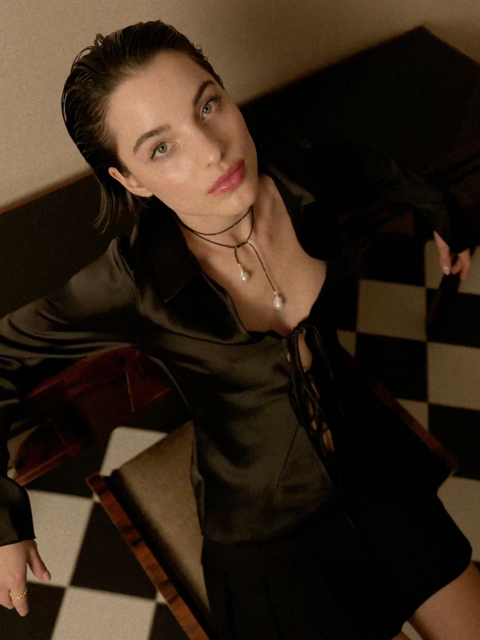 Black Swan Wrap Necklace made by Eva Remenyi