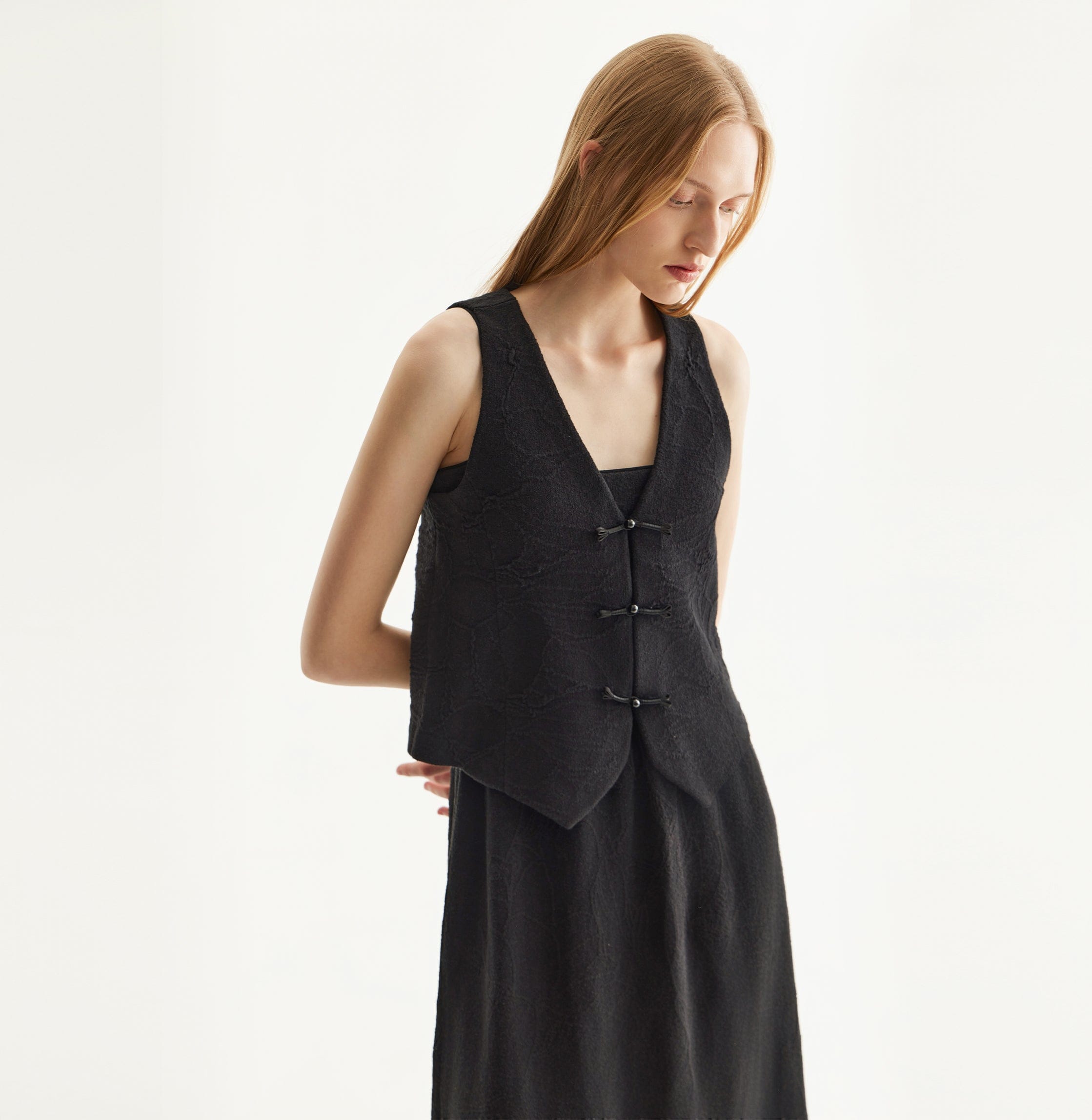 CHINESE STYLE FLORAL TEXTURED WAISTCOAT made by CRUSH Collection