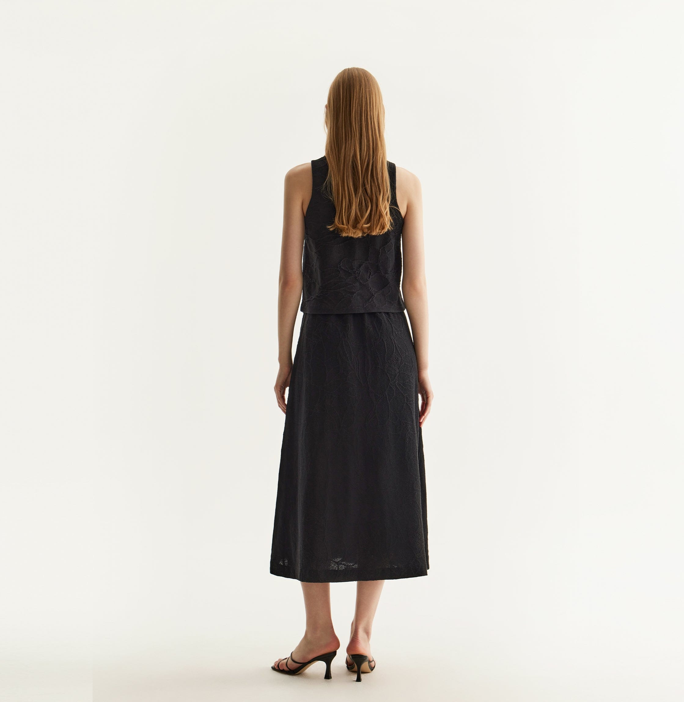 CHINESE STYLE FLORAL TEXTURED WAISTCOAT made by CRUSH Collection