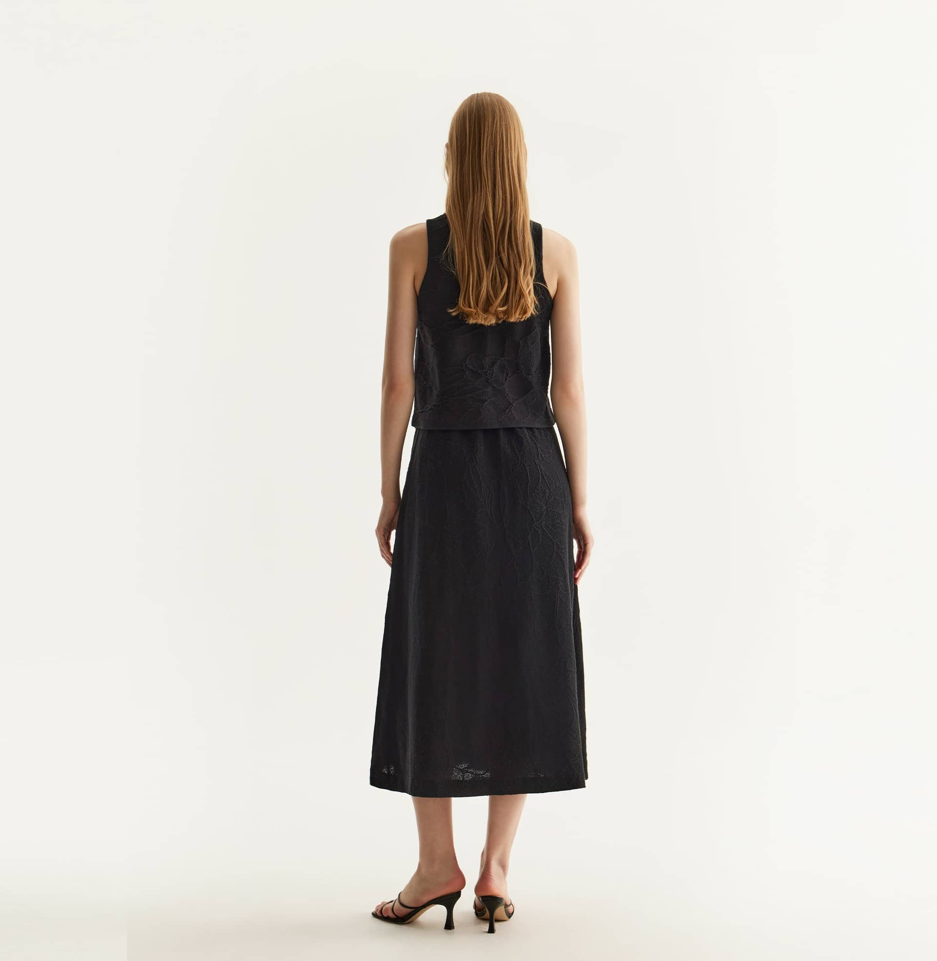 CHINESE STYLE FLORAL TEXTURED WAISTCOAT made by CRUSH Collection