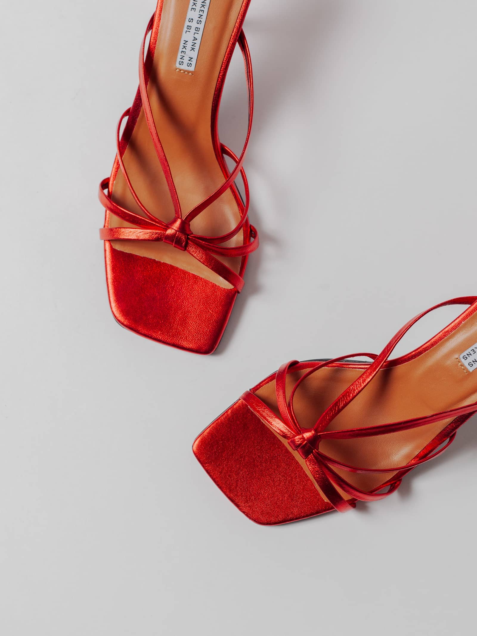 THE JENNIE COSMIC RED made by Blankens