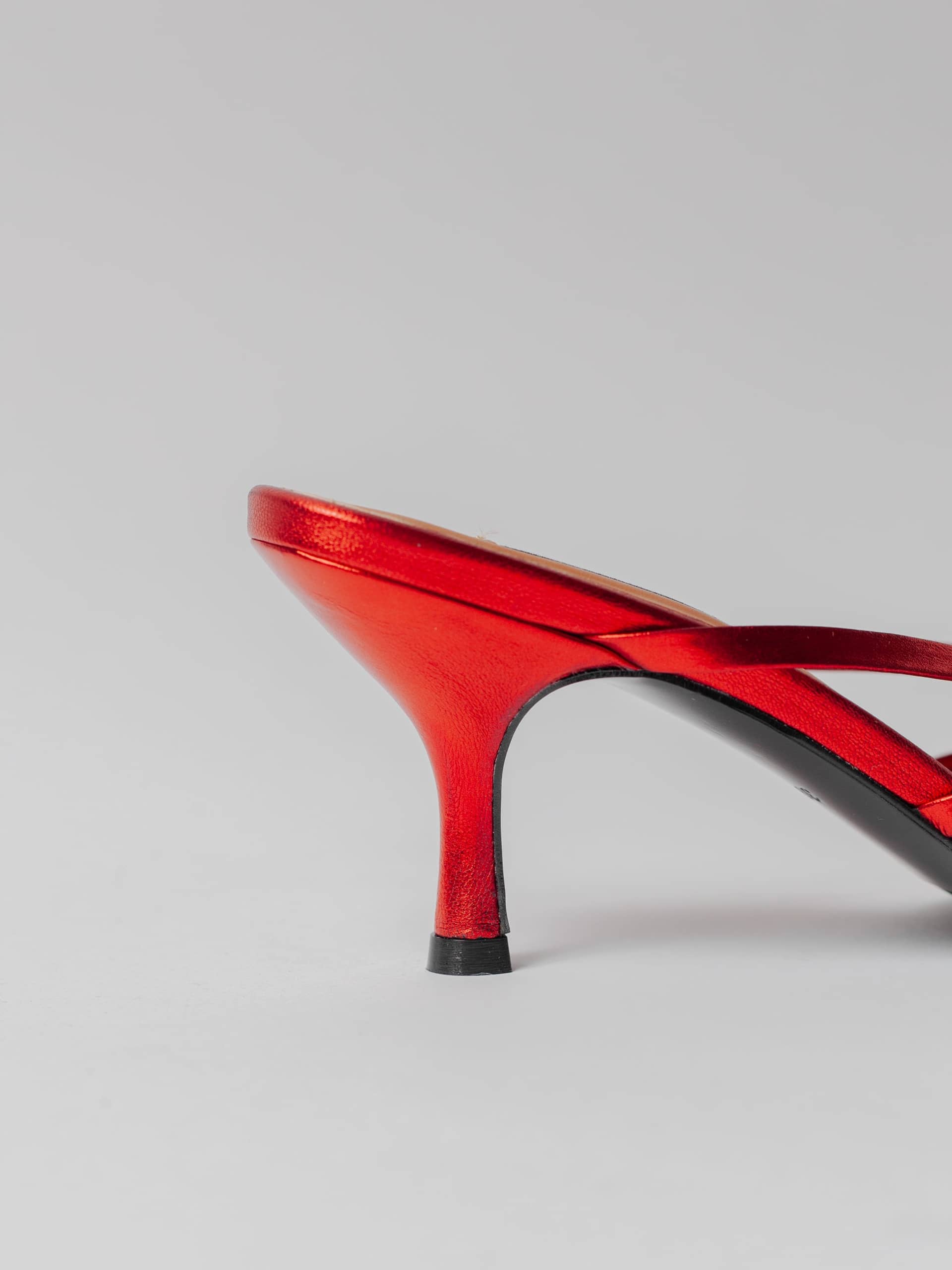 THE JENNIE COSMIC RED made by Blankens