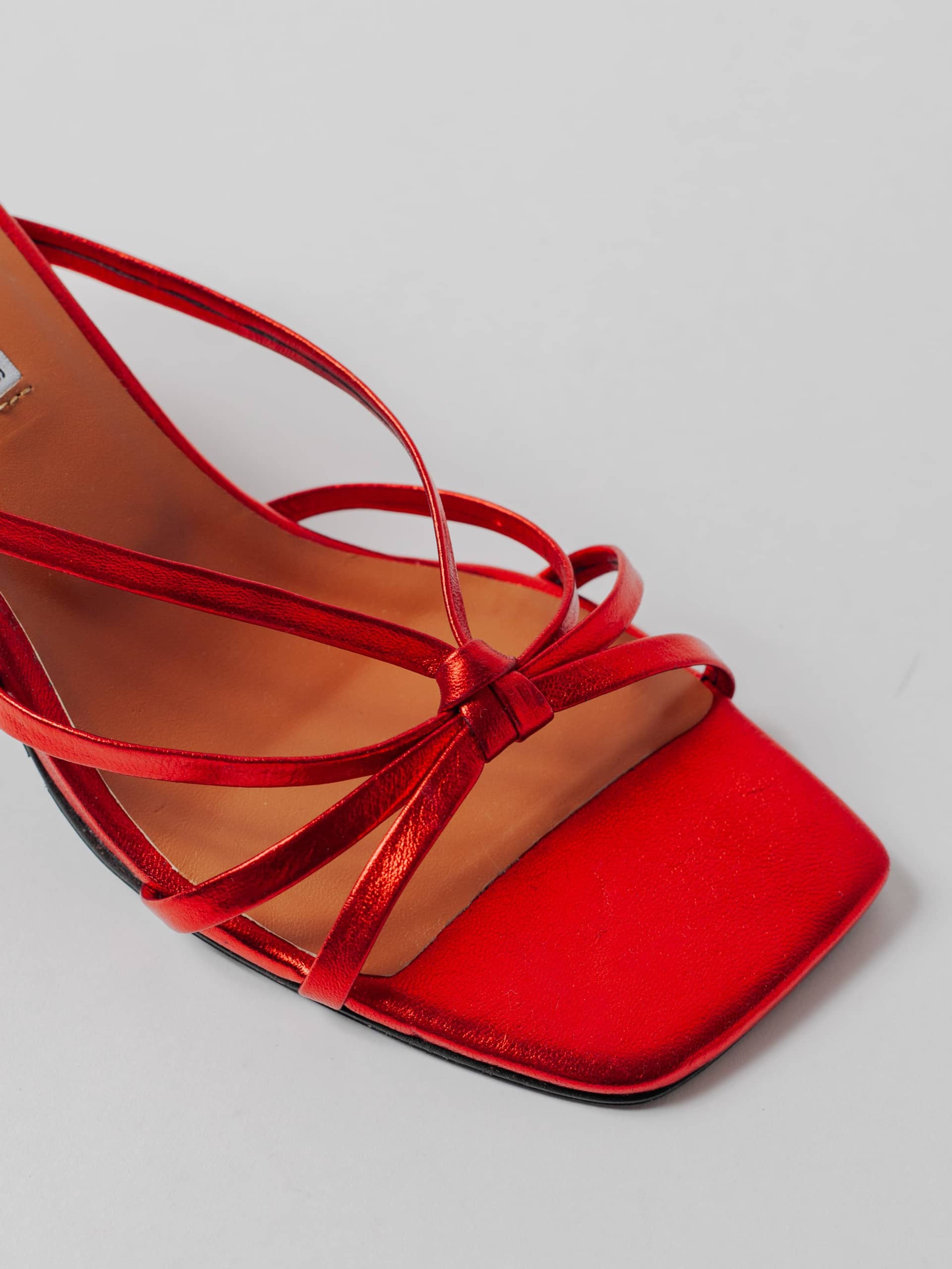 THE JENNIE COSMIC RED made by Blankens