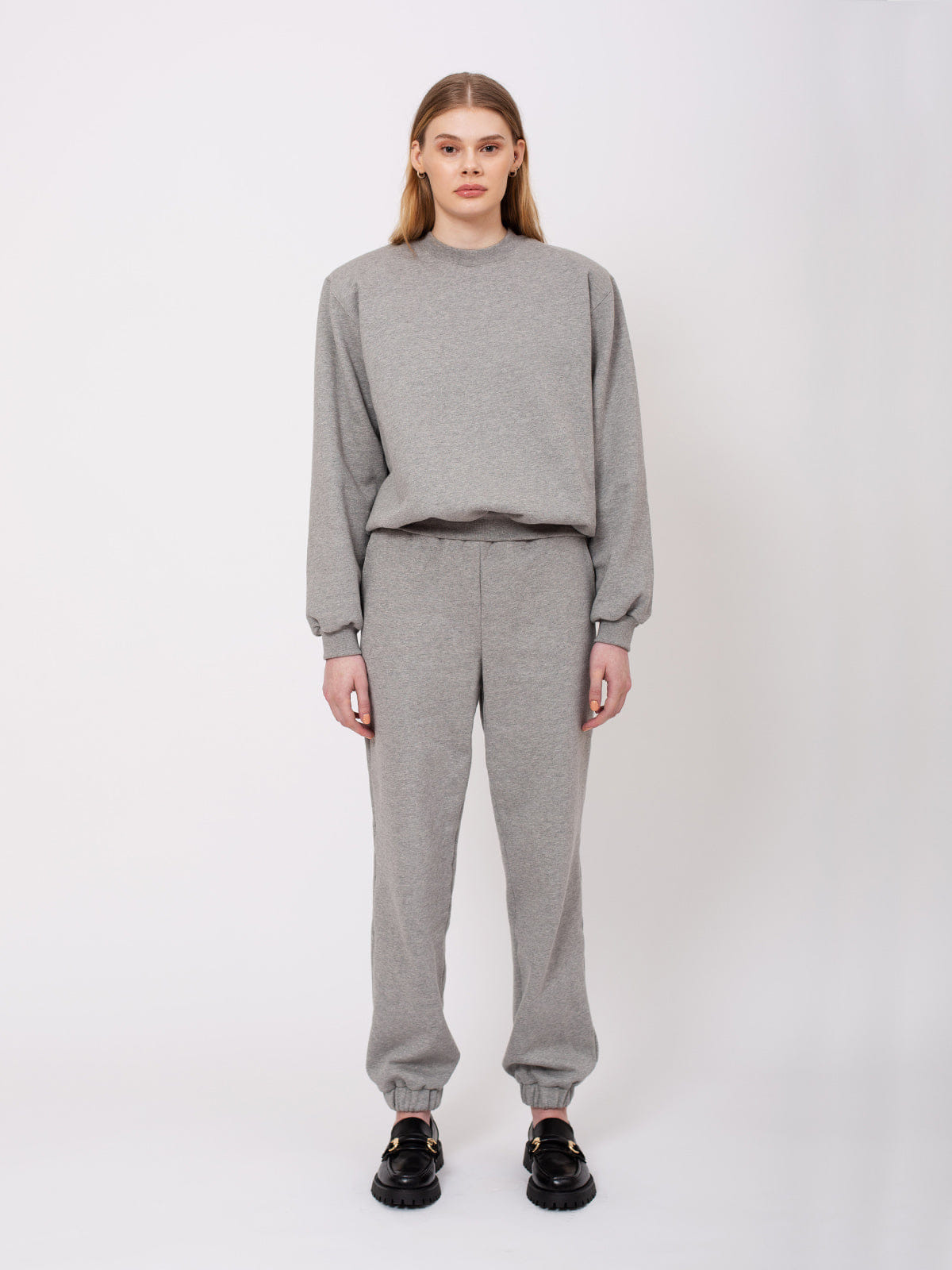 Jackie Sweatshirt in Grey made by AÉRYNE