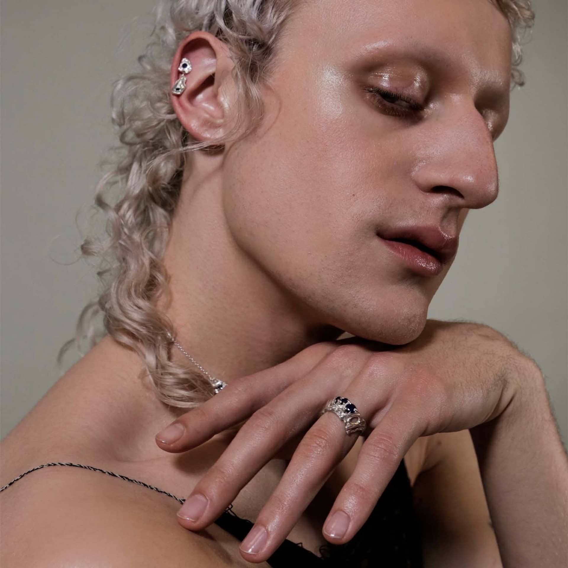 Hati Sapphire Argenti Ring made by Loveness Lee