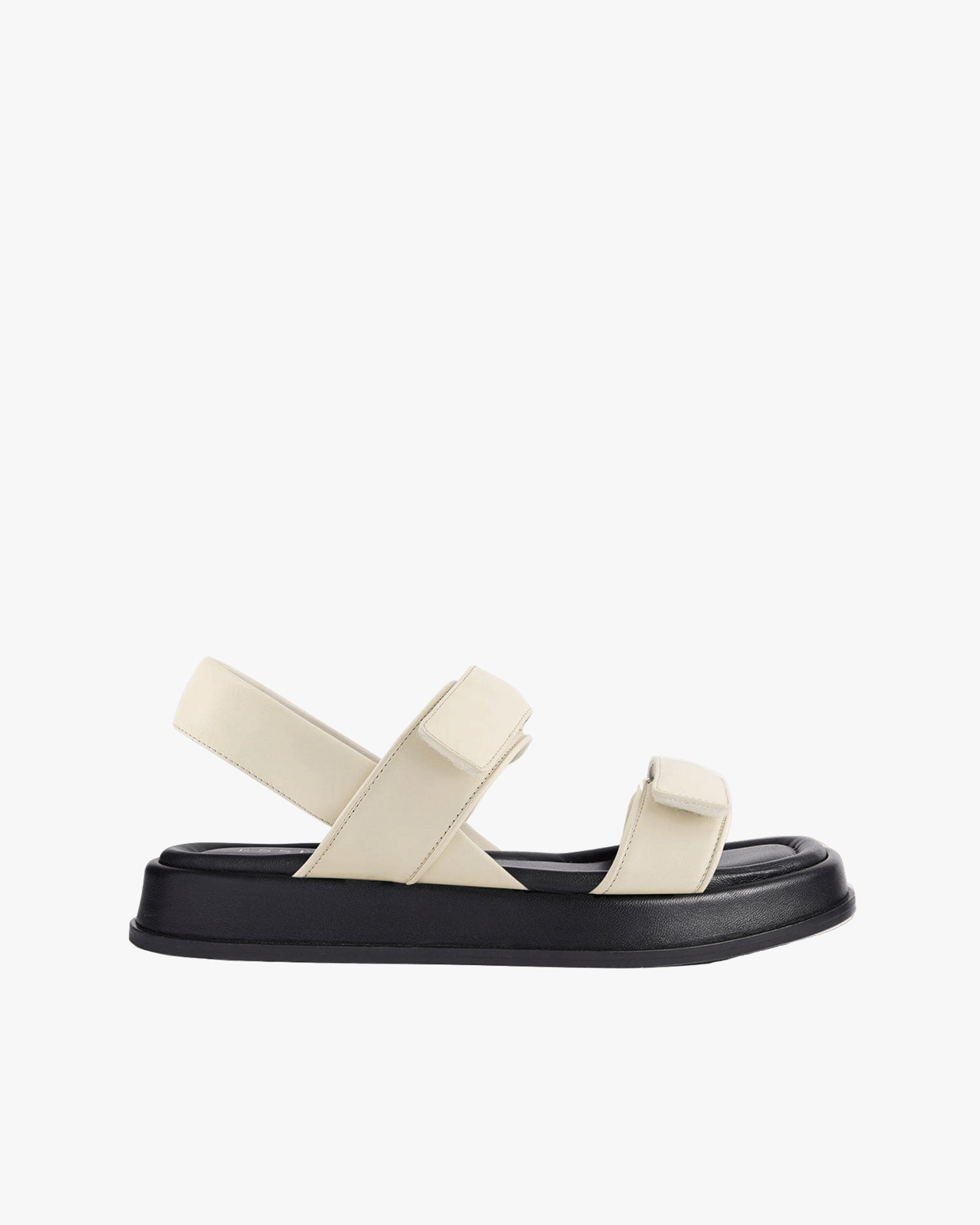 The Sporty Sandal - Butter made by ESSEN