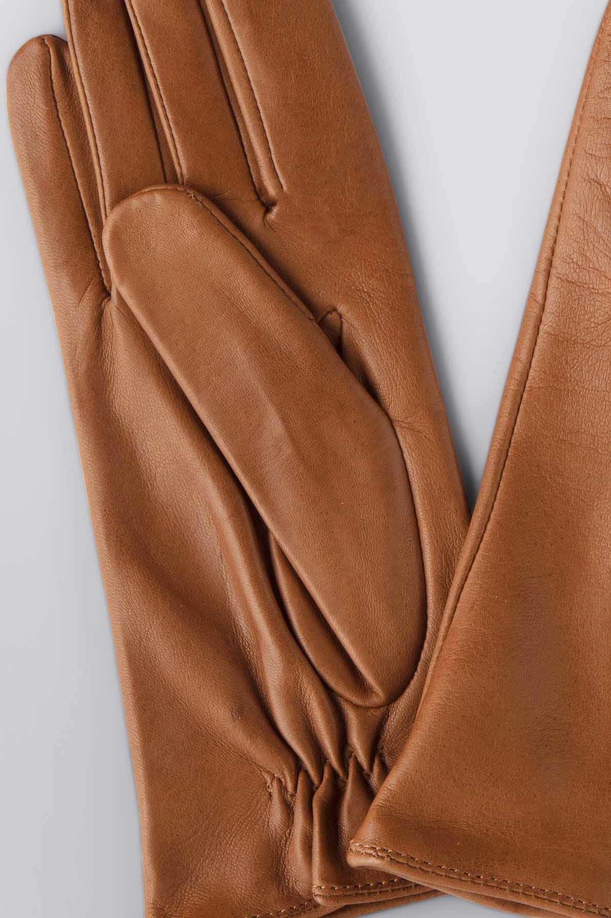 Washable Leather Camel made by Handsome Stockholm