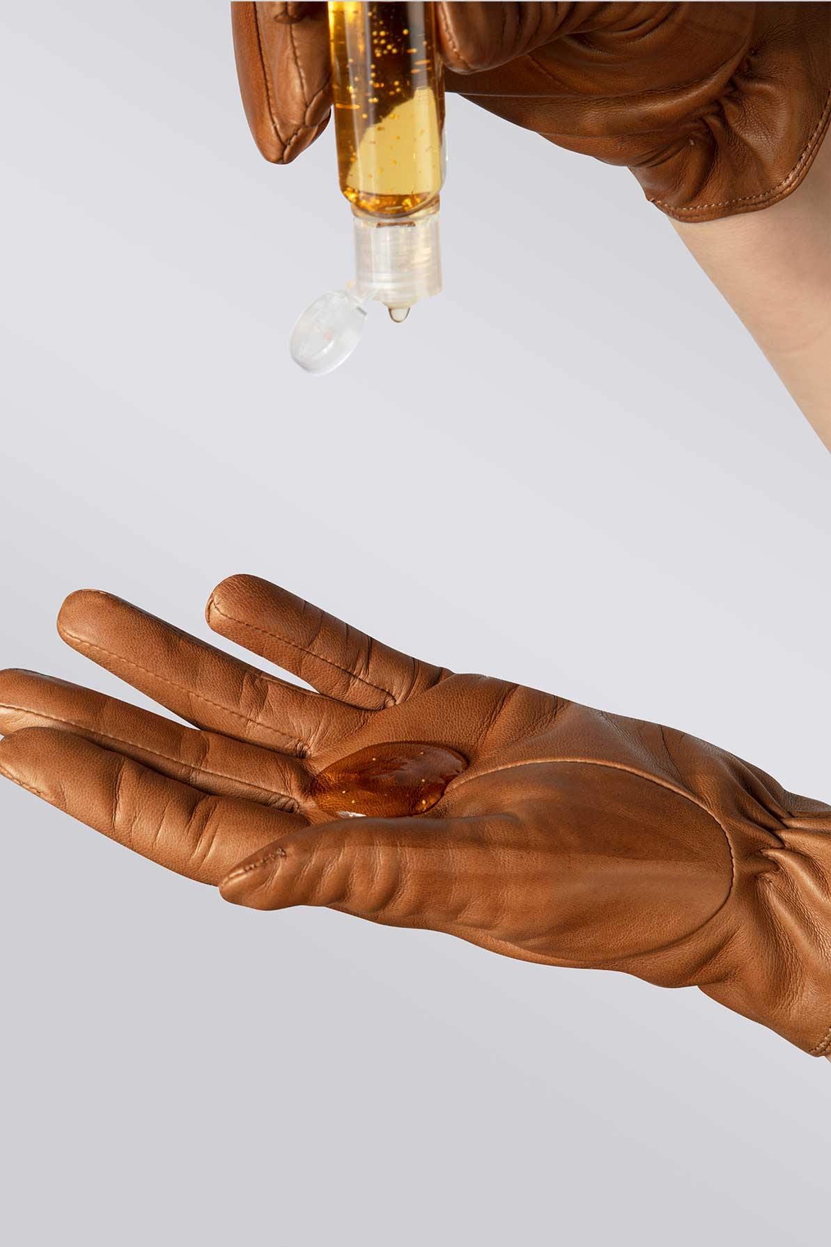 Washable Leather Camel made by Handsome Stockholm