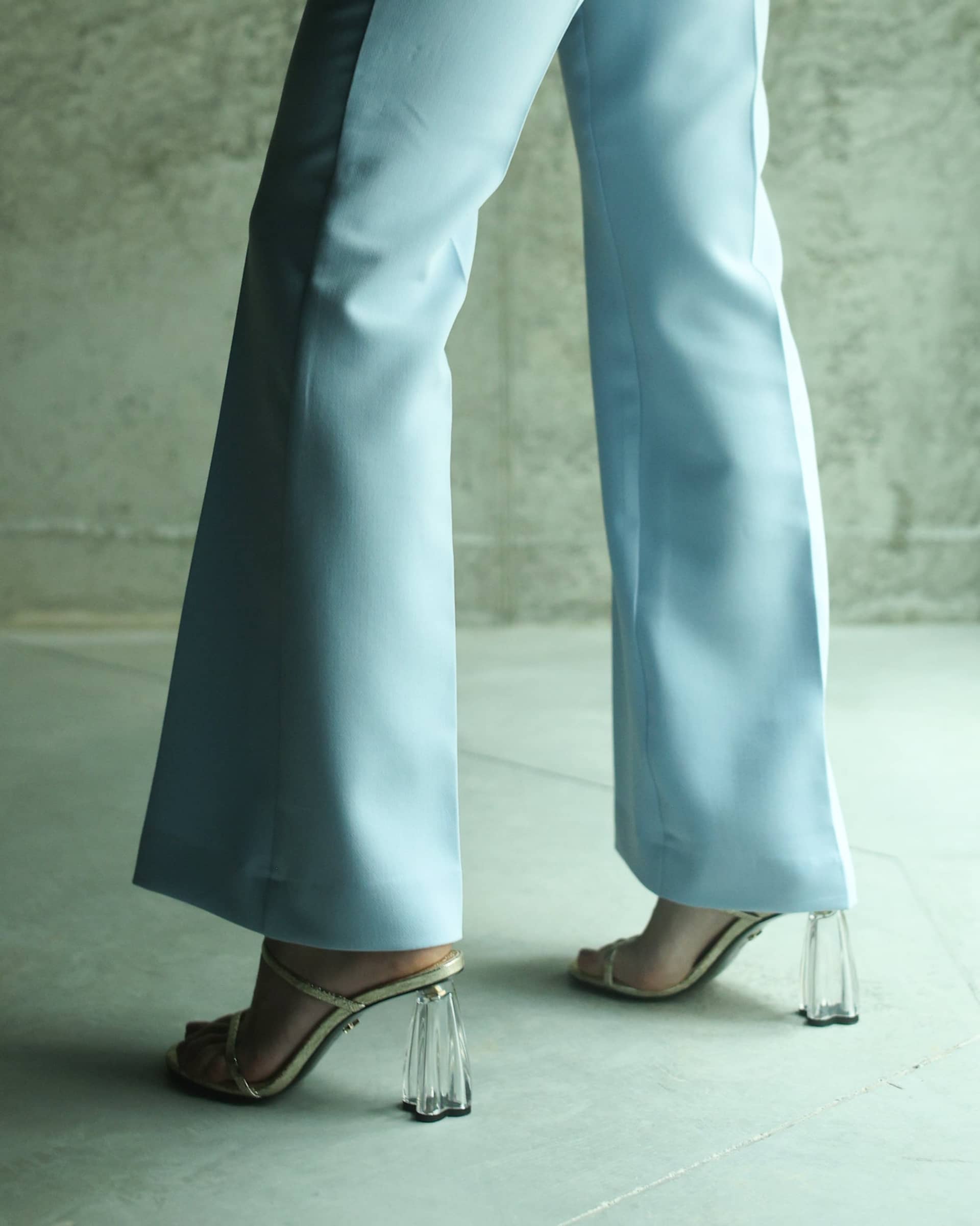 Fiorellini Glass Heel 95 Molten Gold in Gold made by ATANA