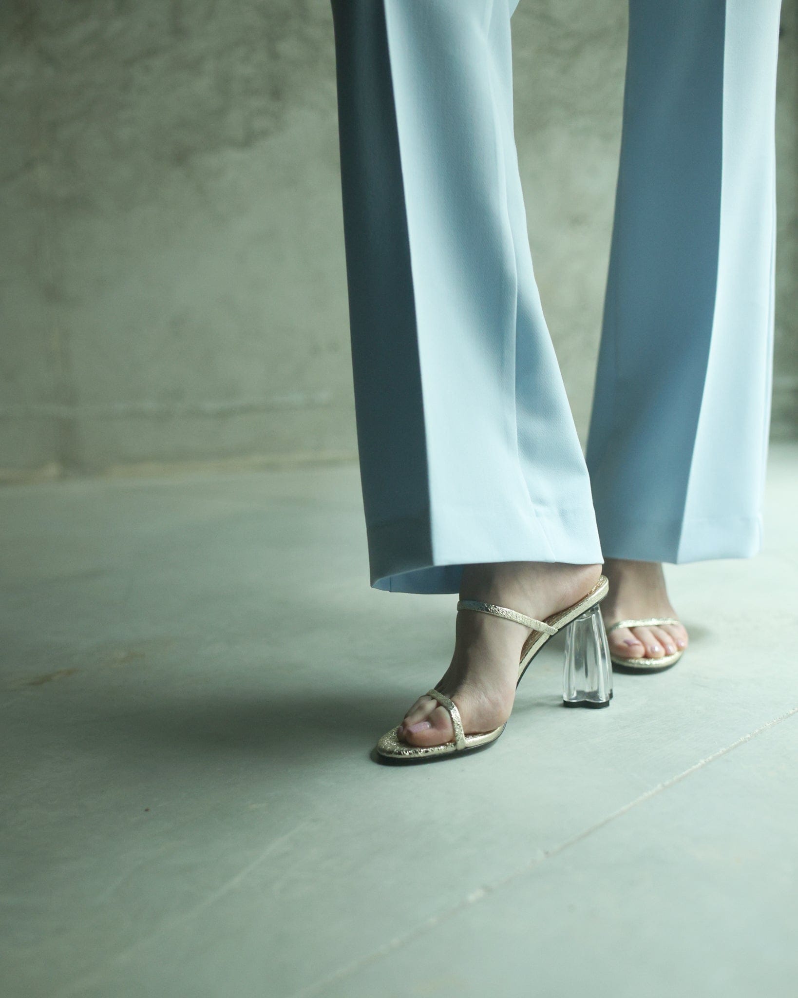 Fiorellini Glass Heel 95 Molten Gold in Gold made by ATANA