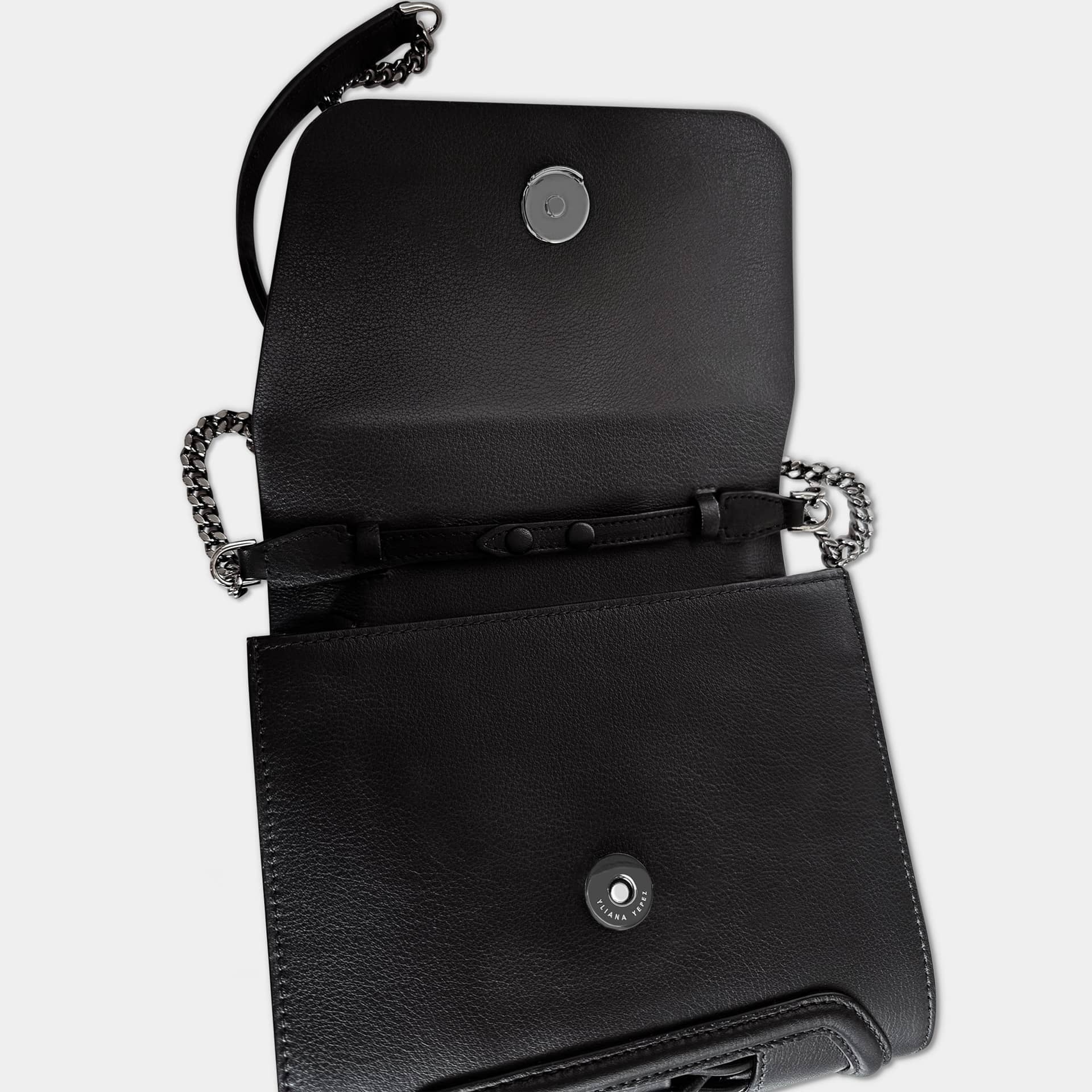 Mini Giovanna braided black clutch made by Yliana Yepez