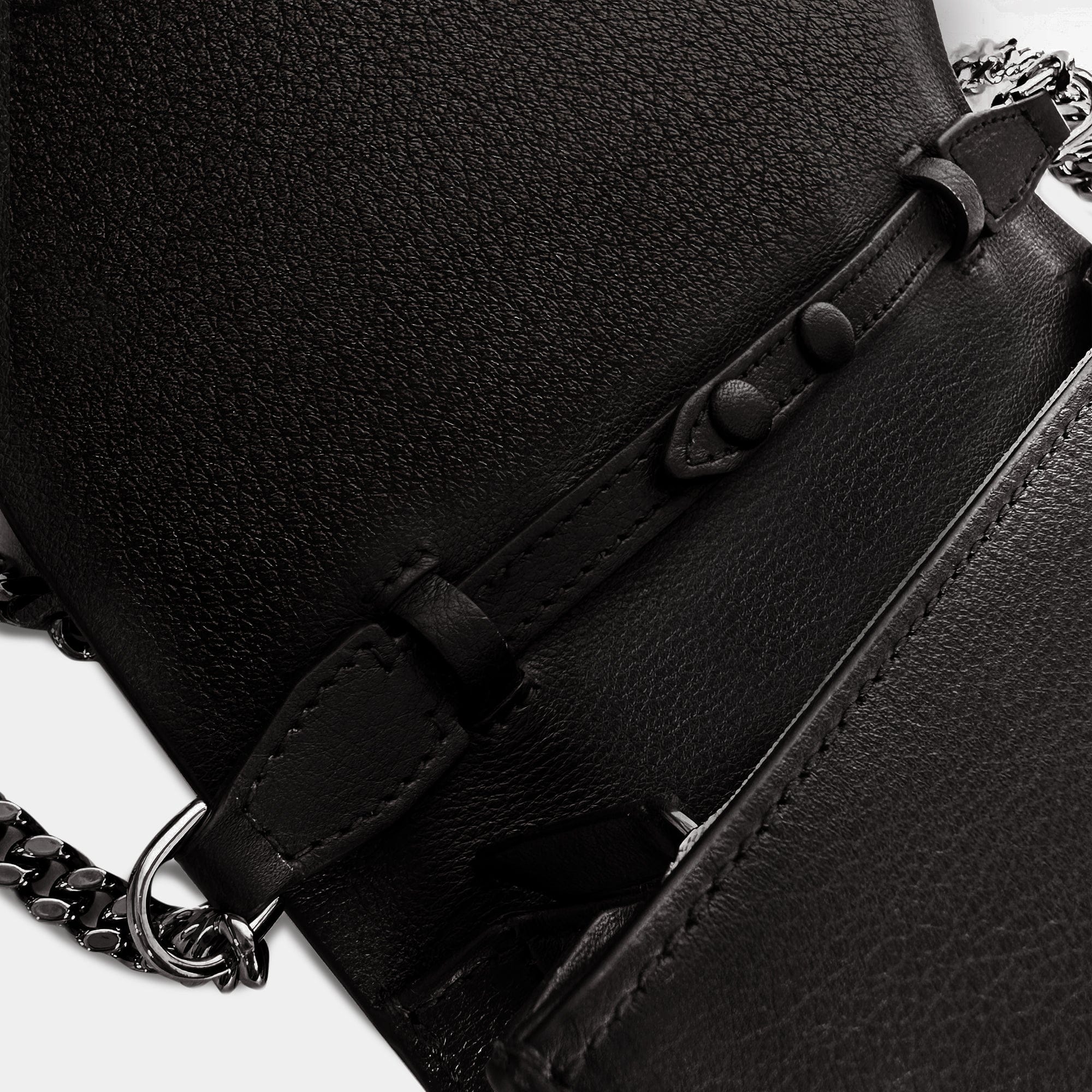 Mini Giovanna braided black clutch made by Yliana Yepez