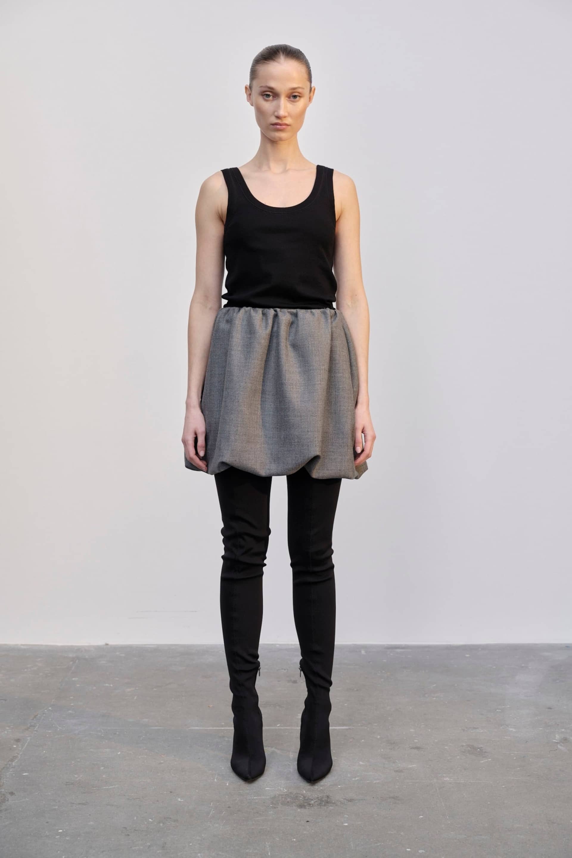 Evans Skirt - Dark Grey made by HERSKIND