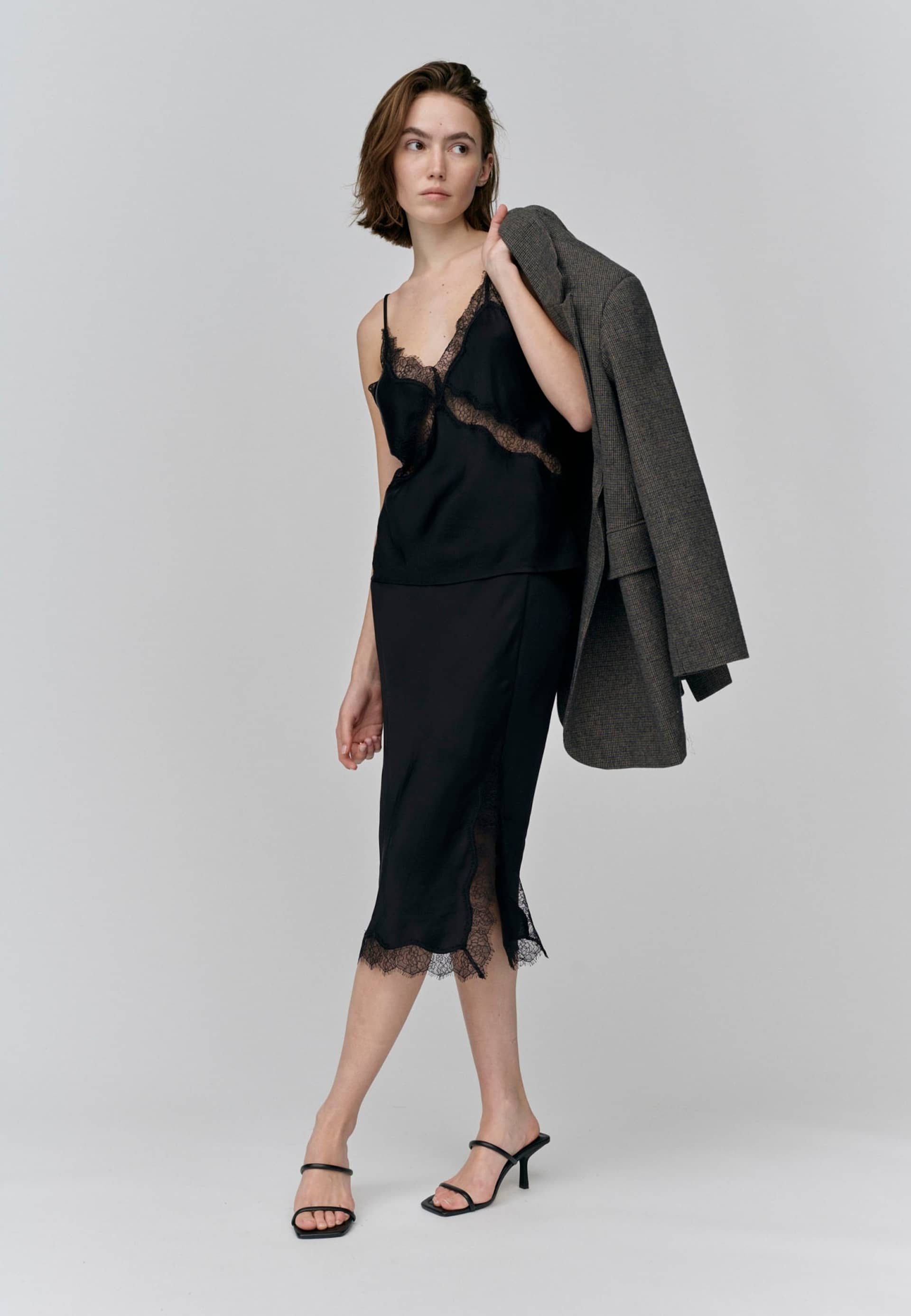 Jonna Top - Black in Black made by HERSKIND