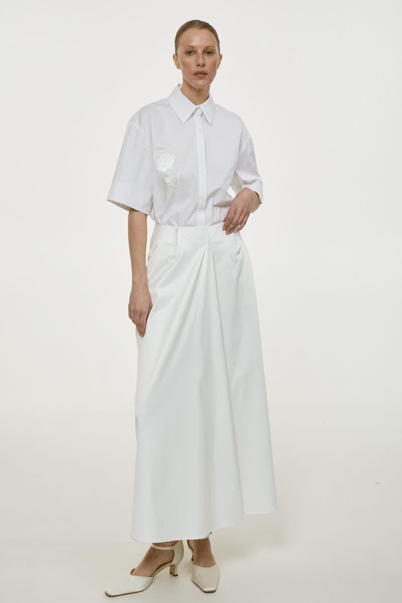 WHITE SKIRT made by DELEGAN Clothes