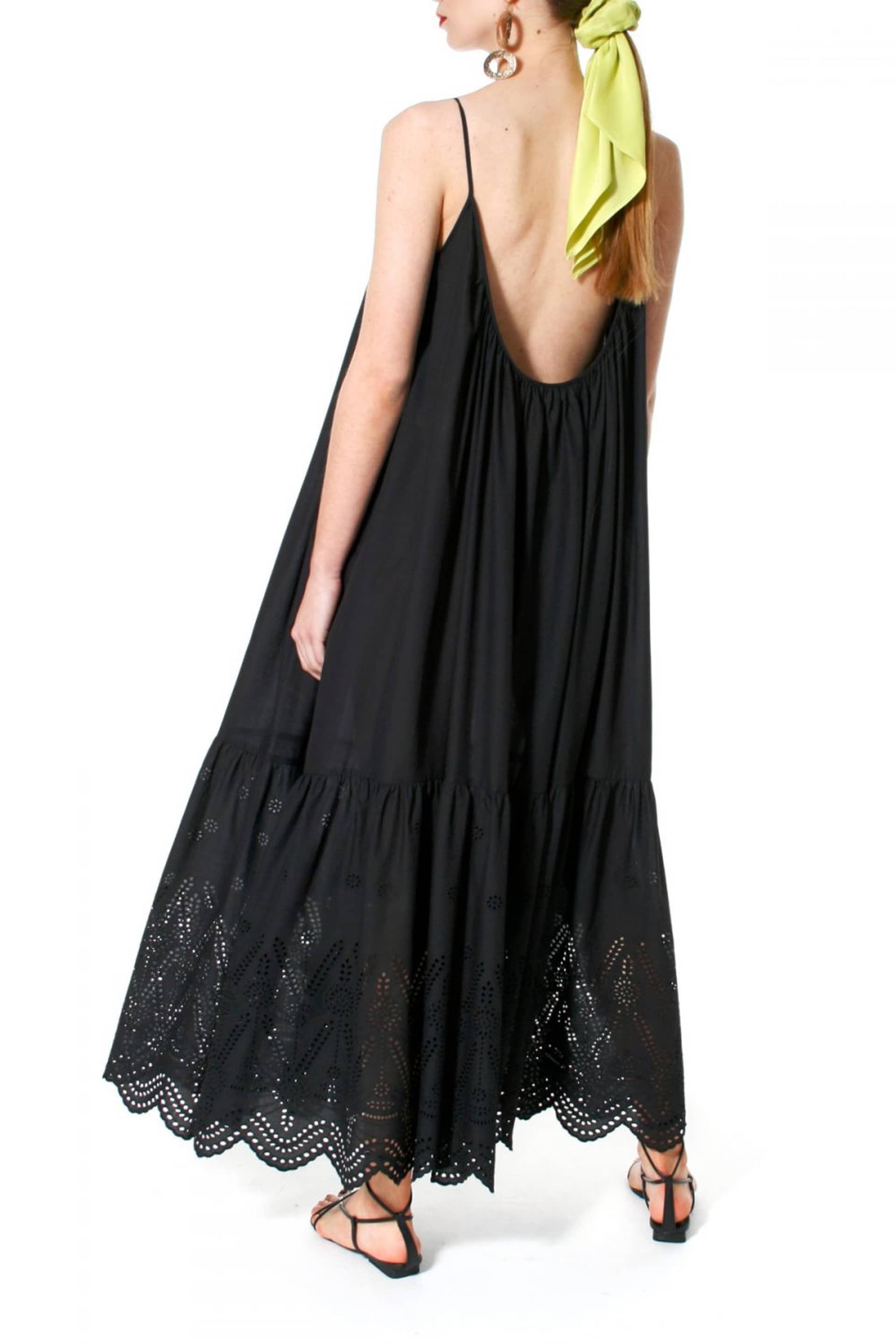 Dress Lea Black Beauty in Black made by HALEWSKI