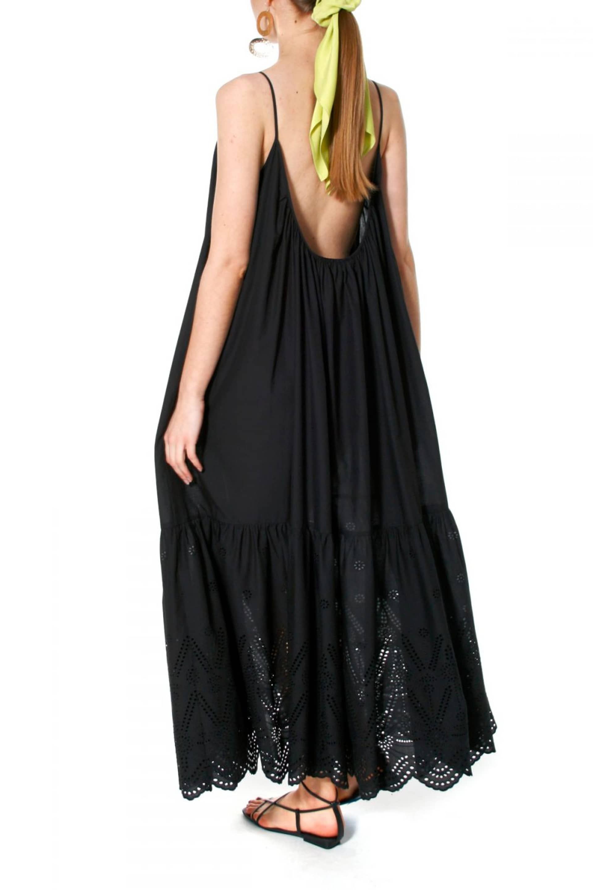 Dress Lea Black Beauty in Black made by HALEWSKI