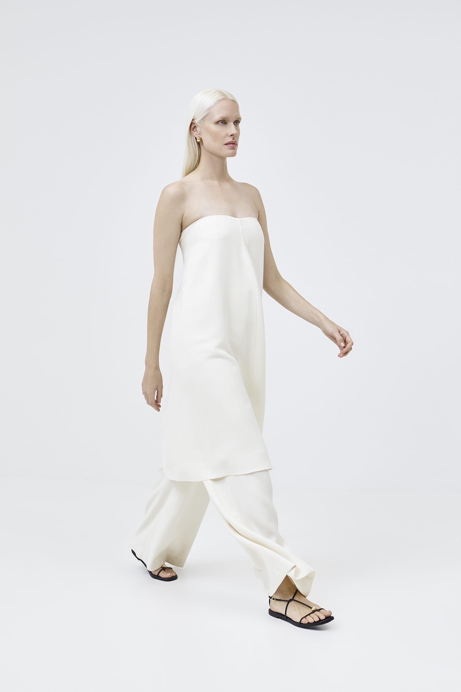 The Evening Sandal - Black made by ESSEN