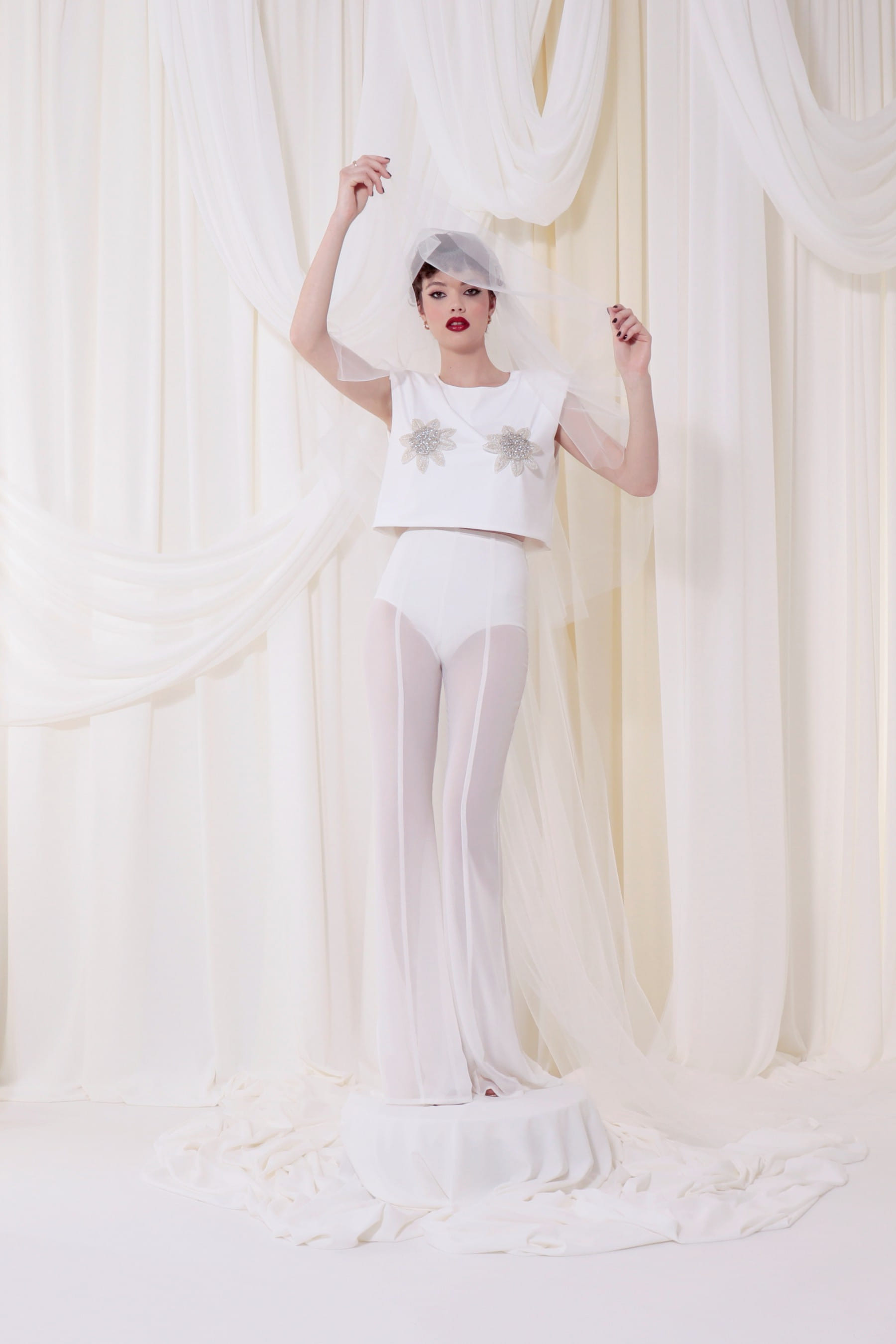 Top Frida Off White made by HALEWSKI