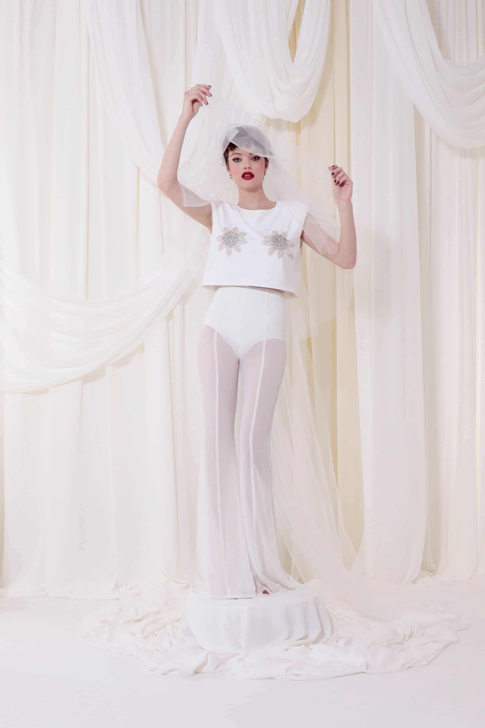 Top Frida Off White made by HALEWSKI