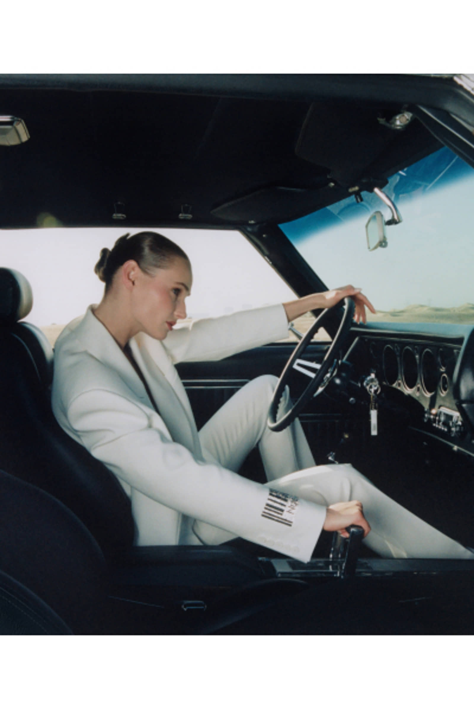 BARCODE OVERSIZED BLAZER made by NUÉ