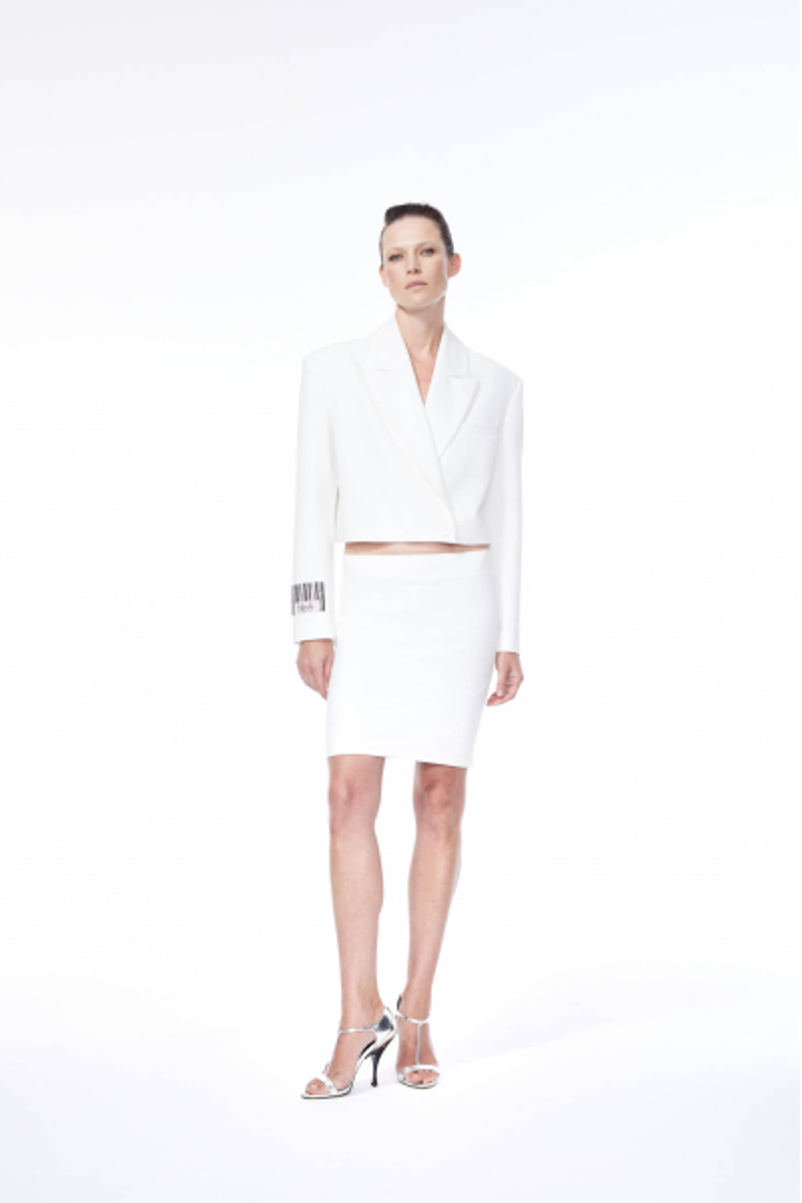 BARCODE CROPPED BLAZER made by NUÉ