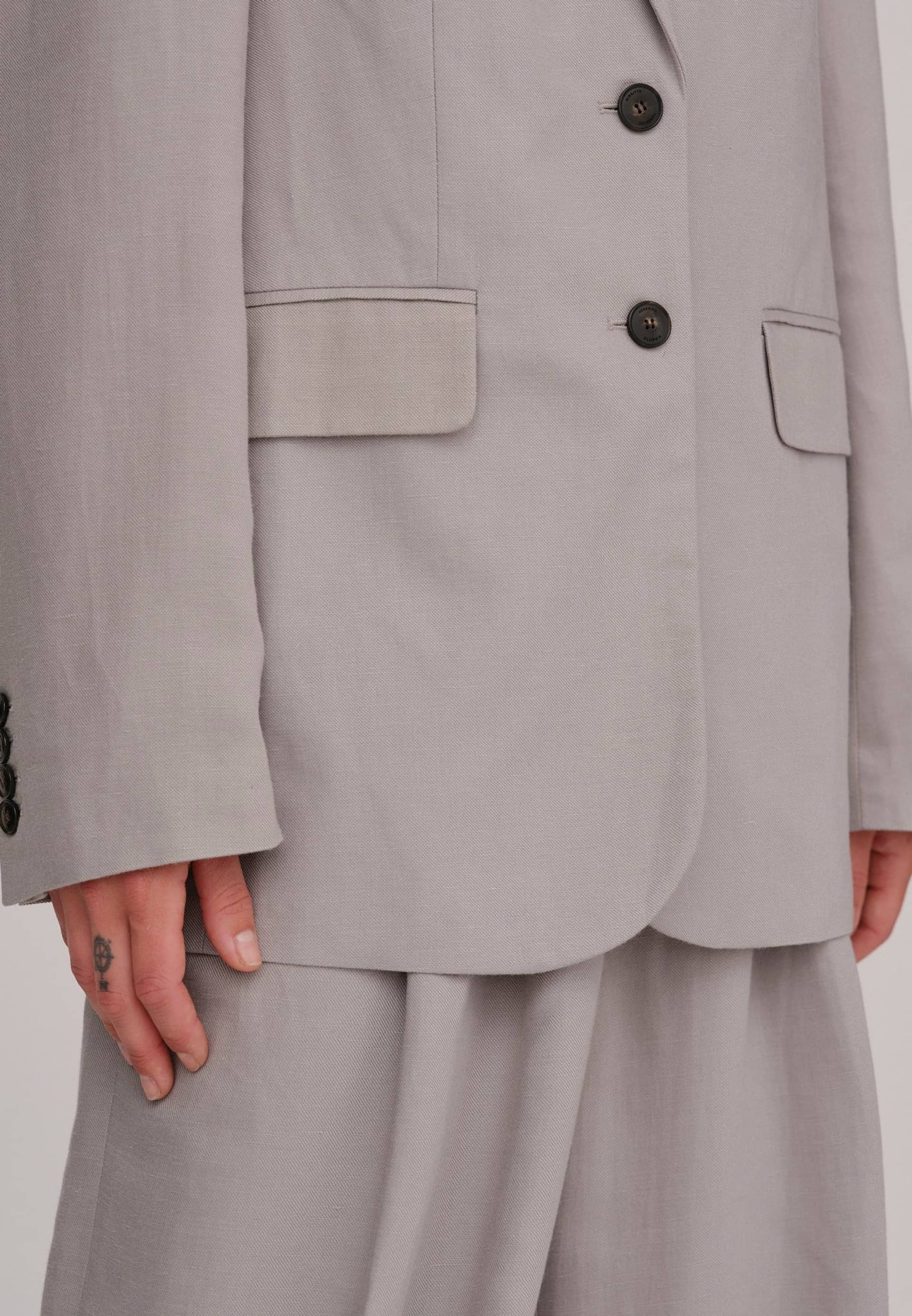 Mercy Blazer - Stone made by HERSKIND