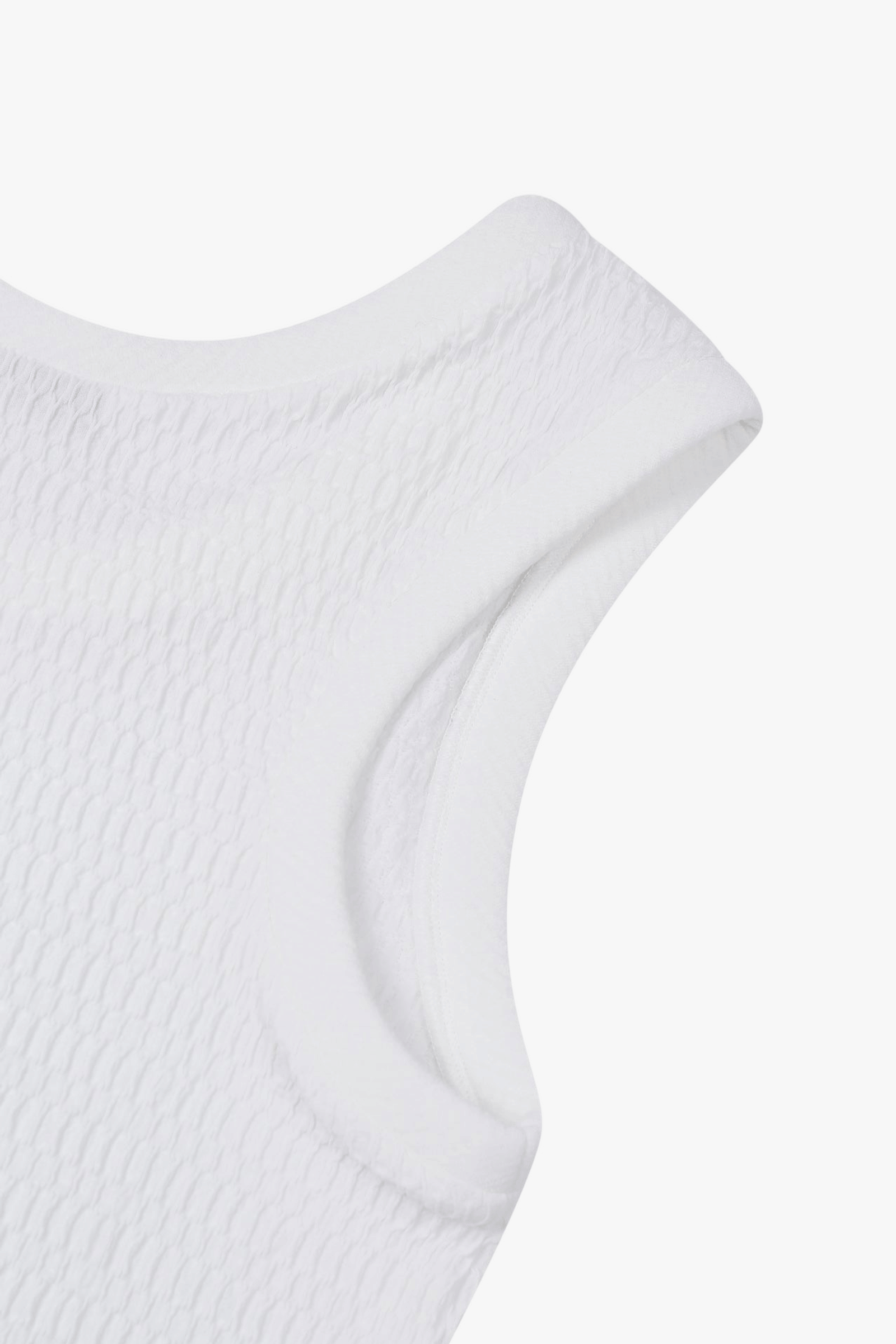 SLEEVELESS TEXTURED TOP made by YIBRI