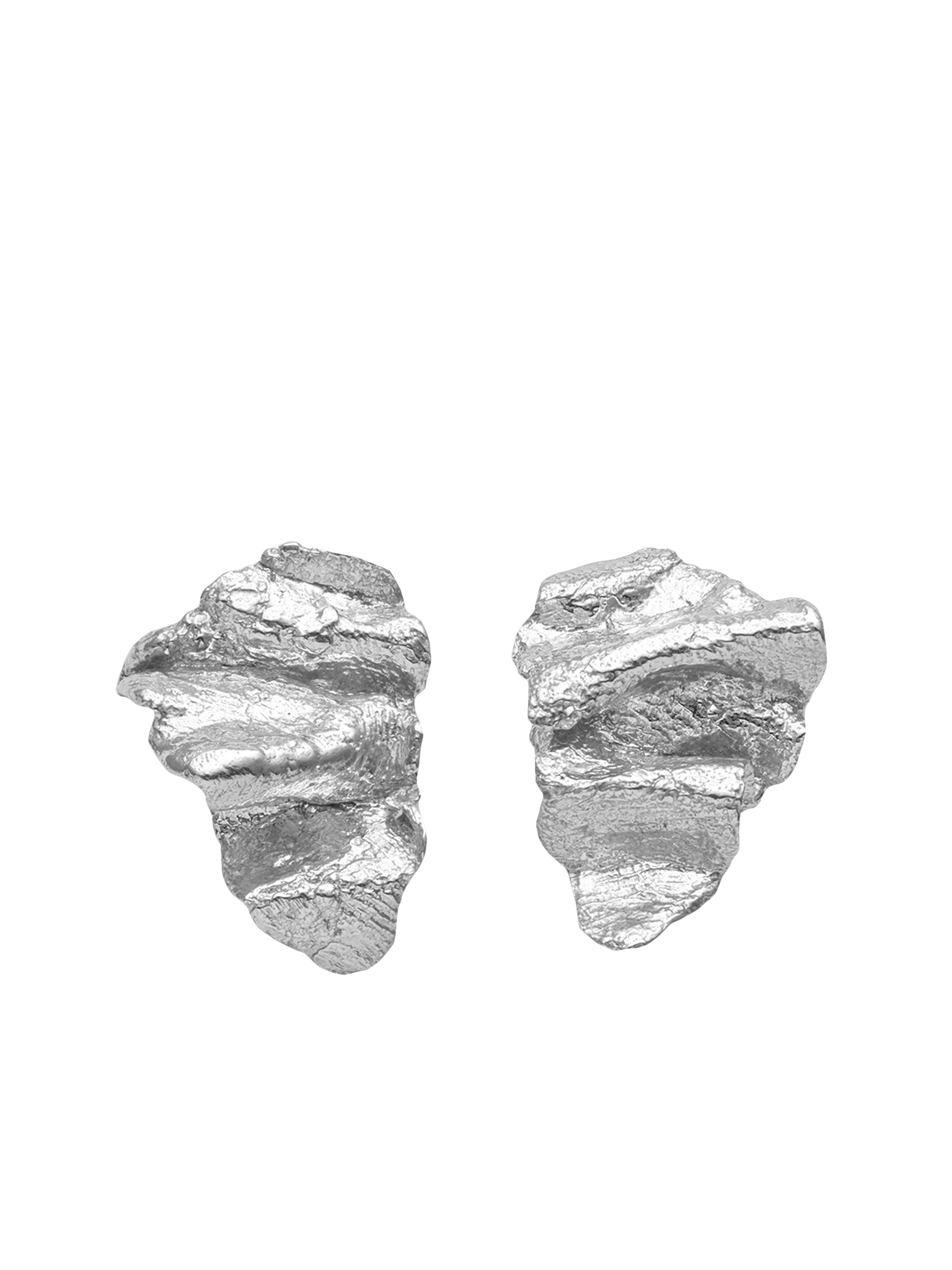 Artemis Wave Earrings Silver in Silver made by Eva Remenyi