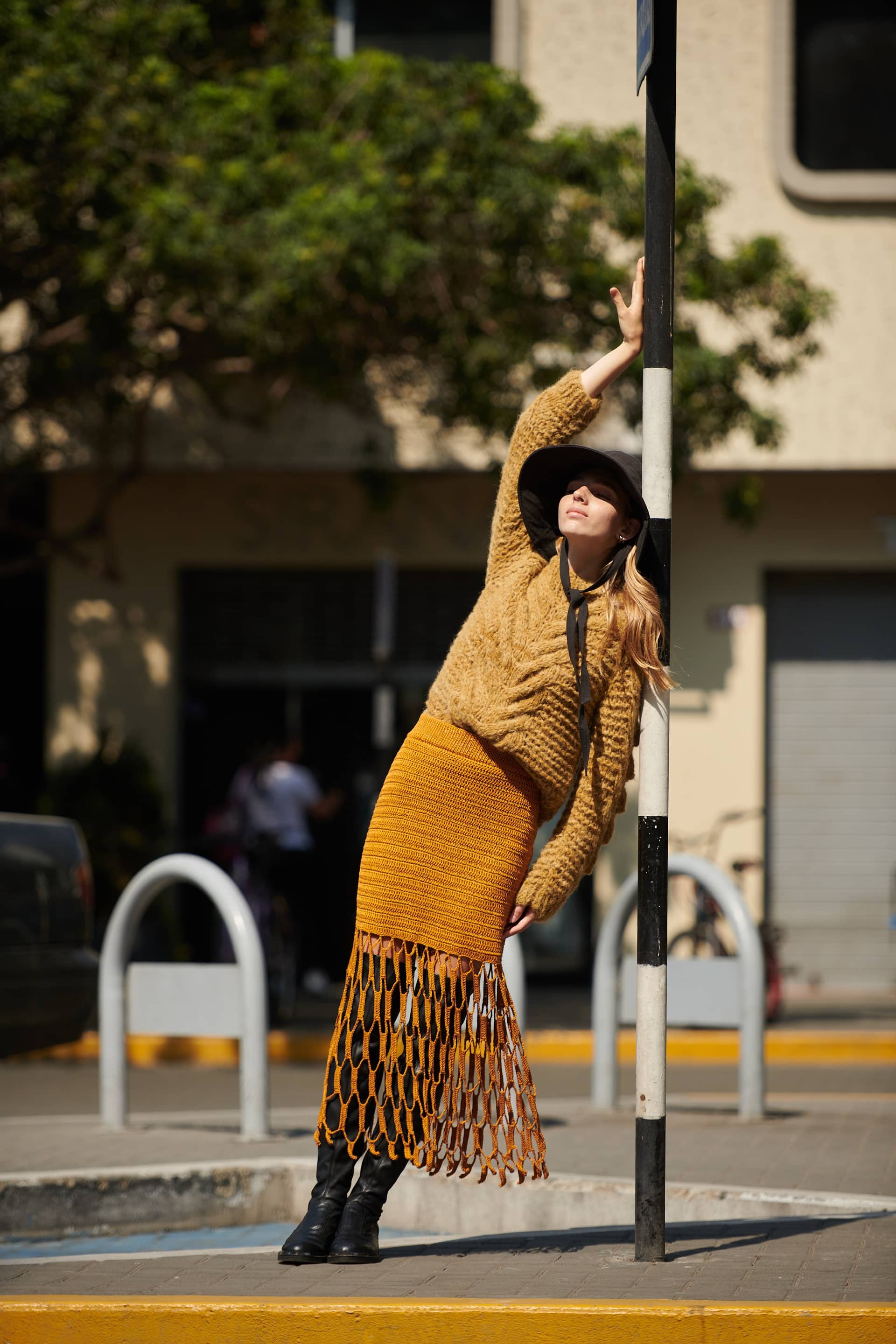 JAQARU sweater in Yellow made by AYNI