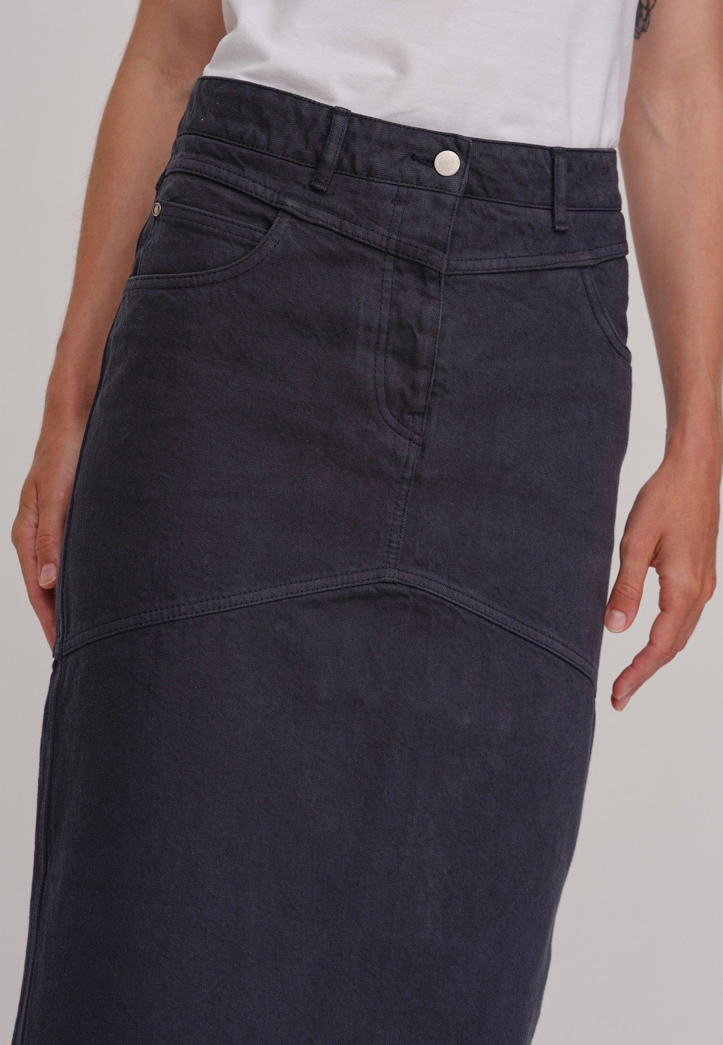 Nikita Skirt - Ebony made by HERSKIND