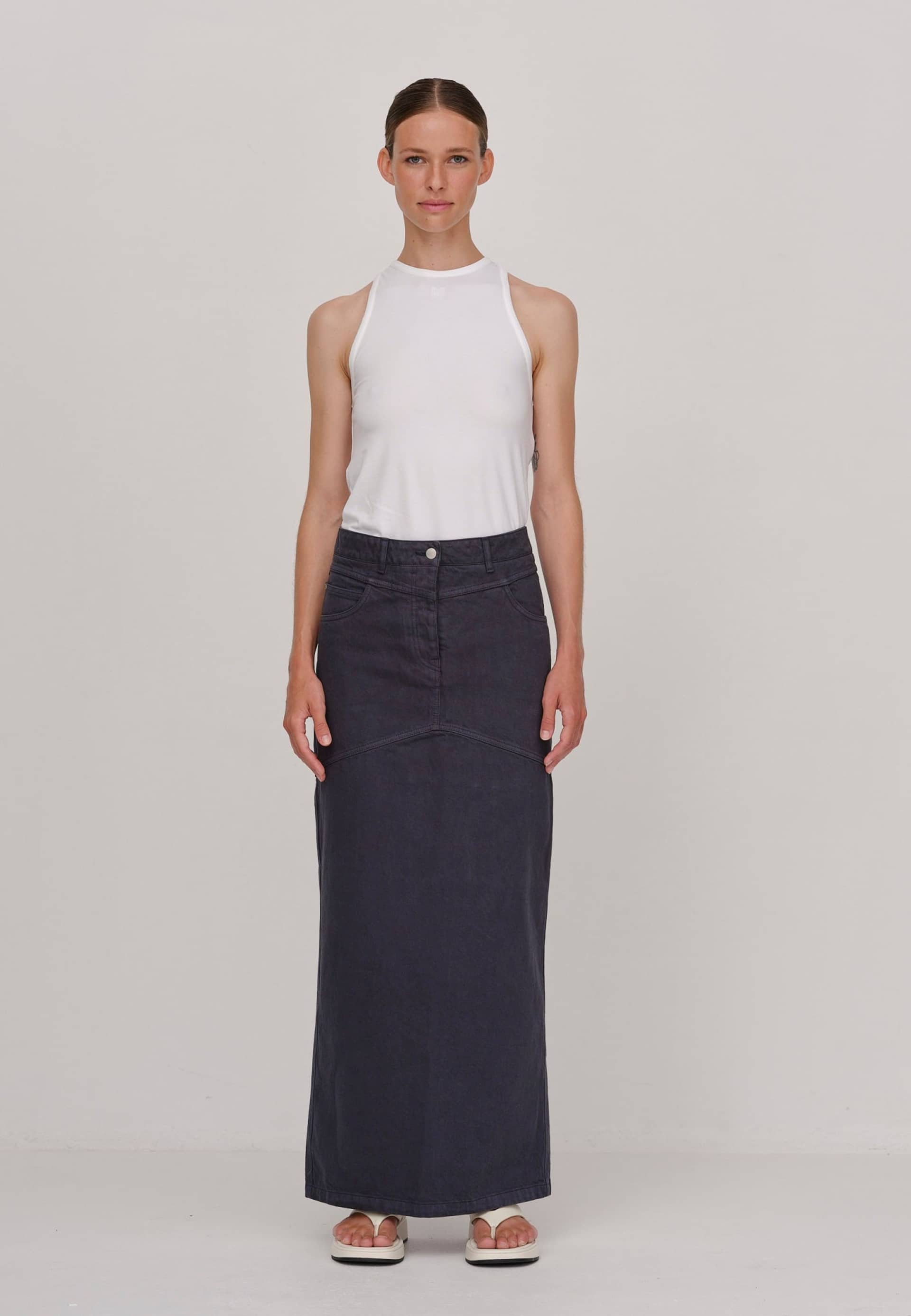 Nikita Skirt - Ebony made by HERSKIND