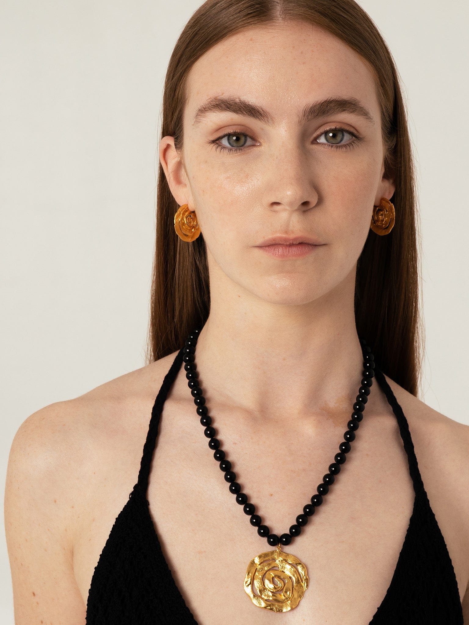 Origin Earrings Gold made by Eva Remenyi