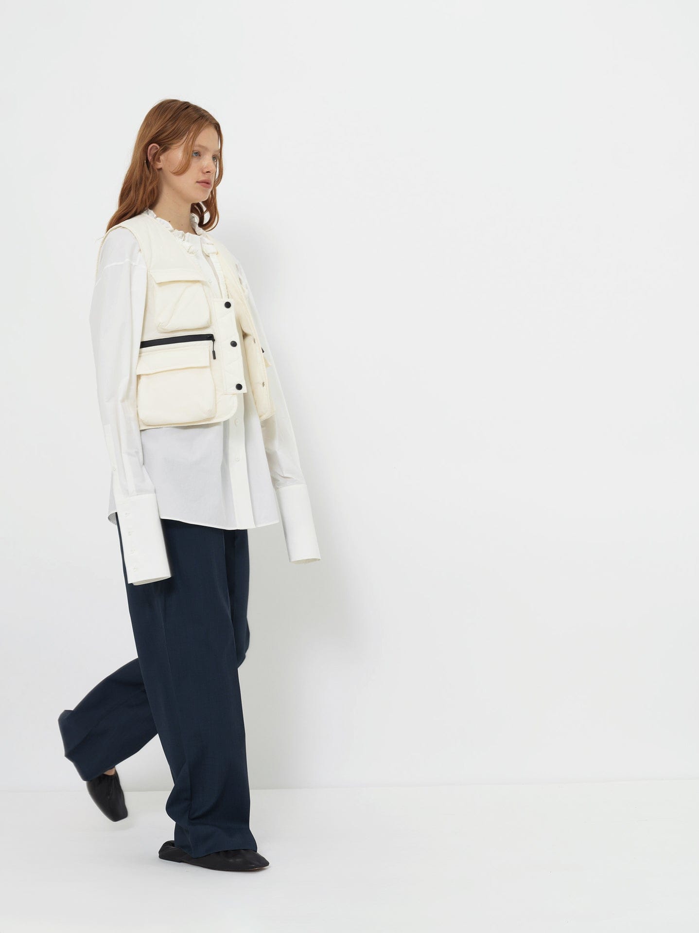 RUCHED COLLAR SHORT SHIRT made by YIBRI