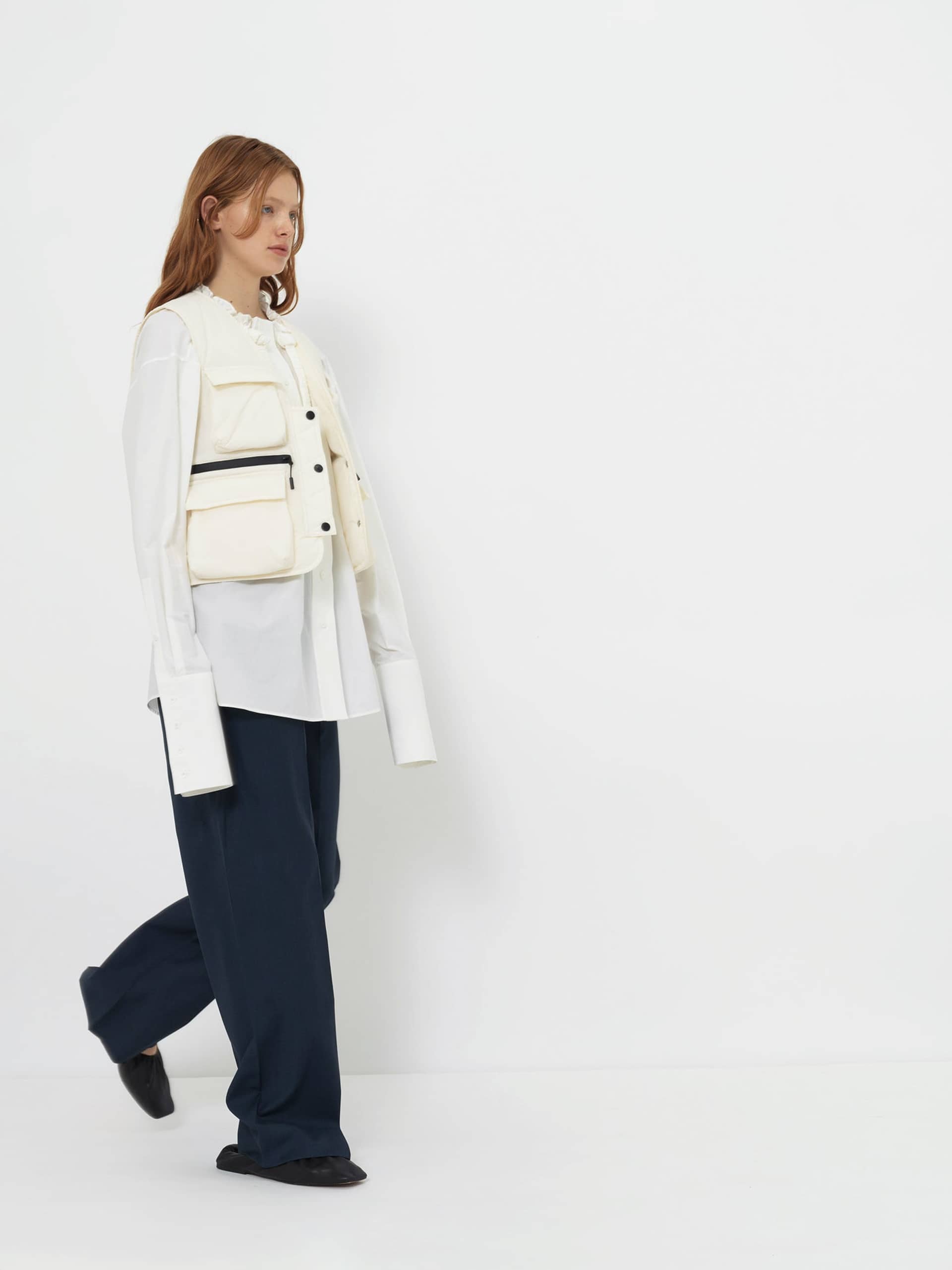 RUCHED COLLAR SHORT SHIRT made by YIBRI