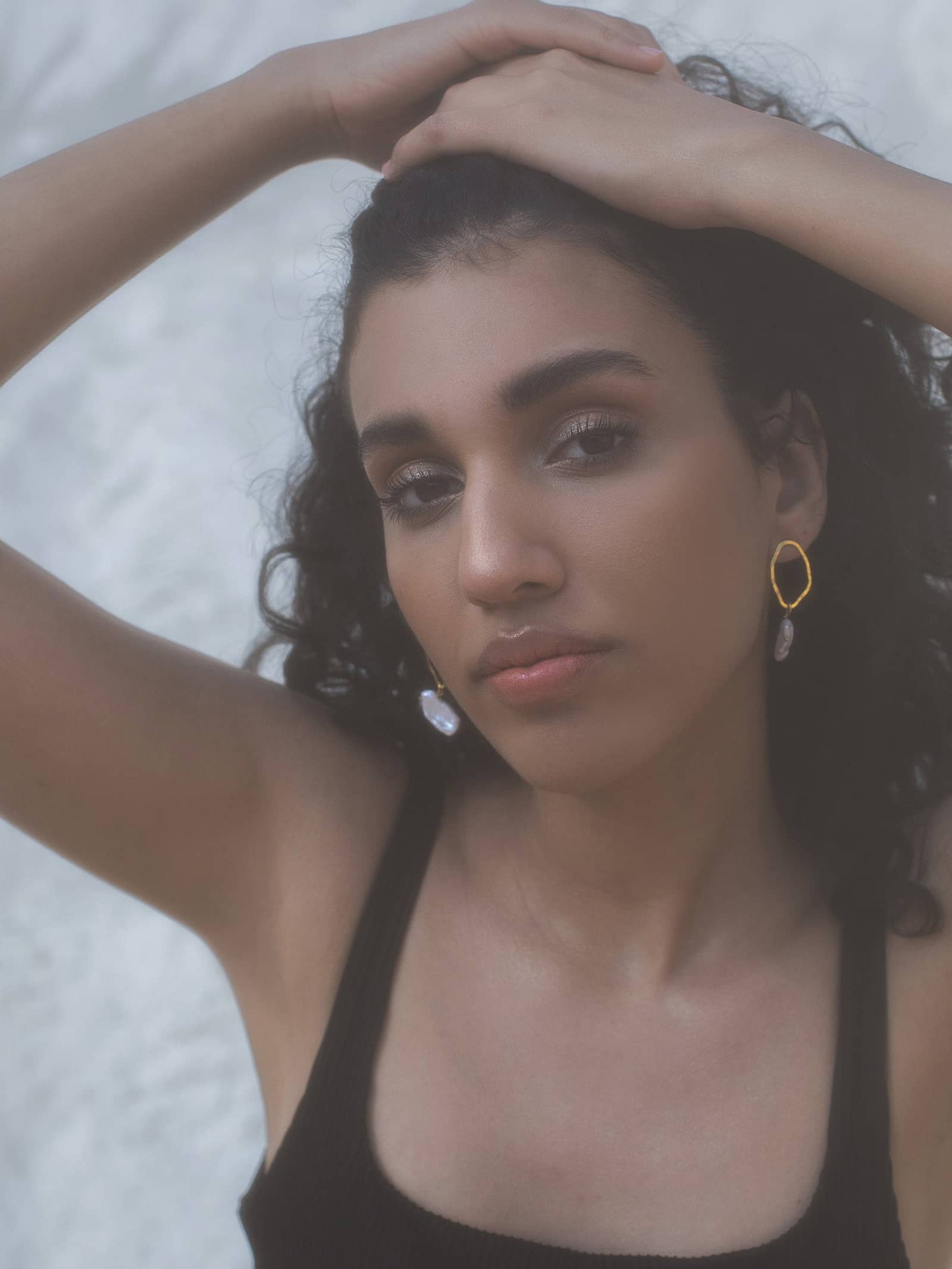 Euphoria Earrings in Gold made by Eva Remenyi