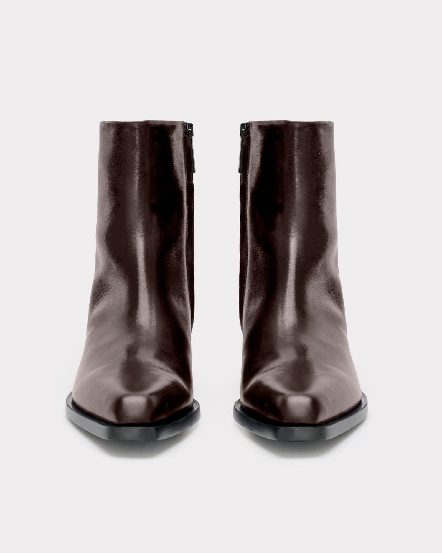 The City Boot - Chocolate made by ESSEN