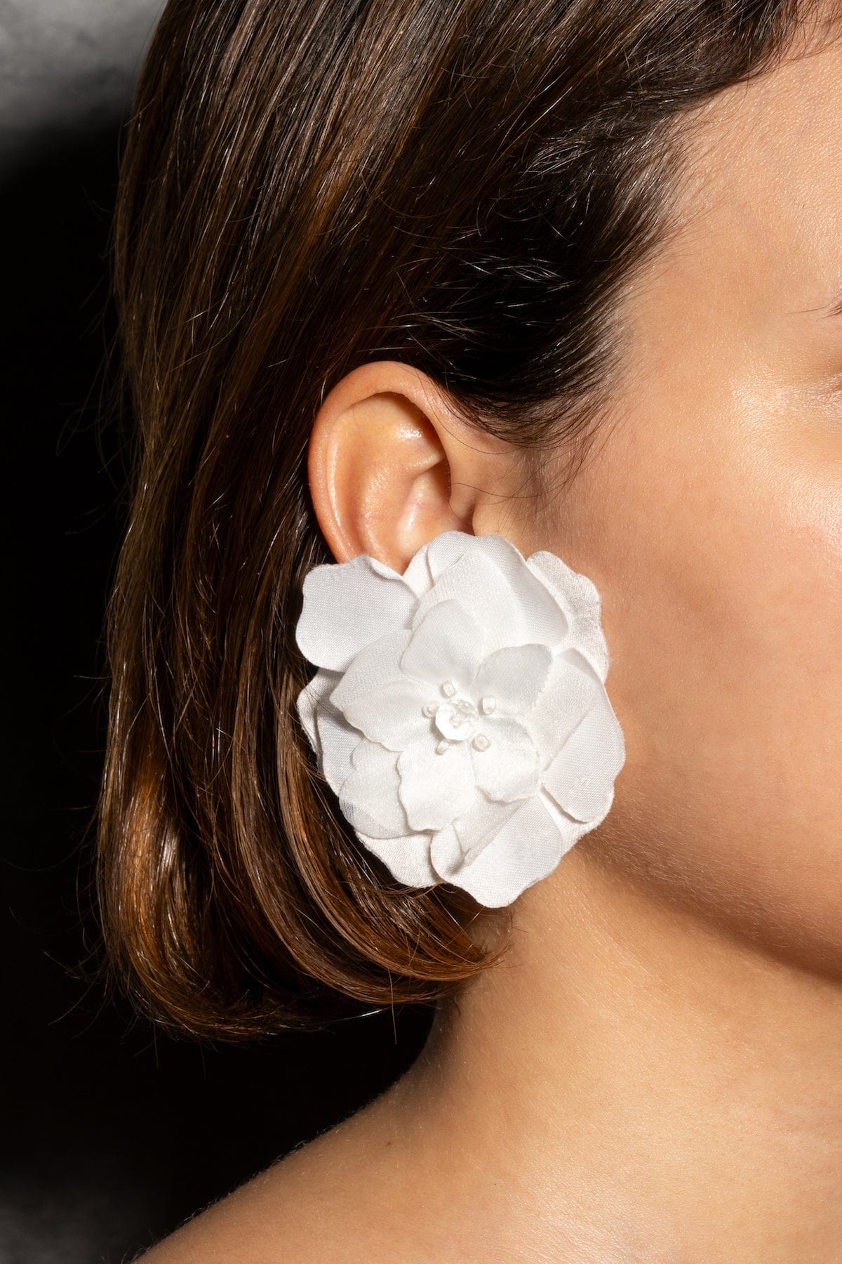 Petalos Earings Maxi made by Francesca Miranda