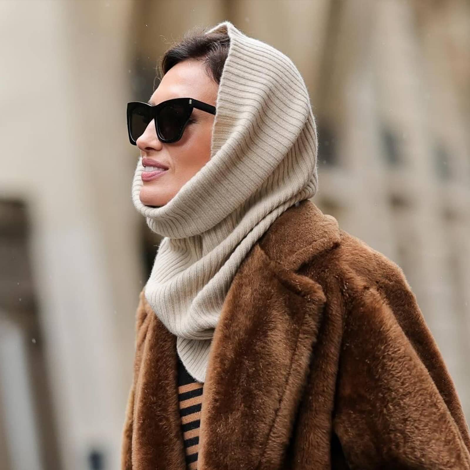 Neck Warmer Cashmere Sand made by YLIANA YEPEZ