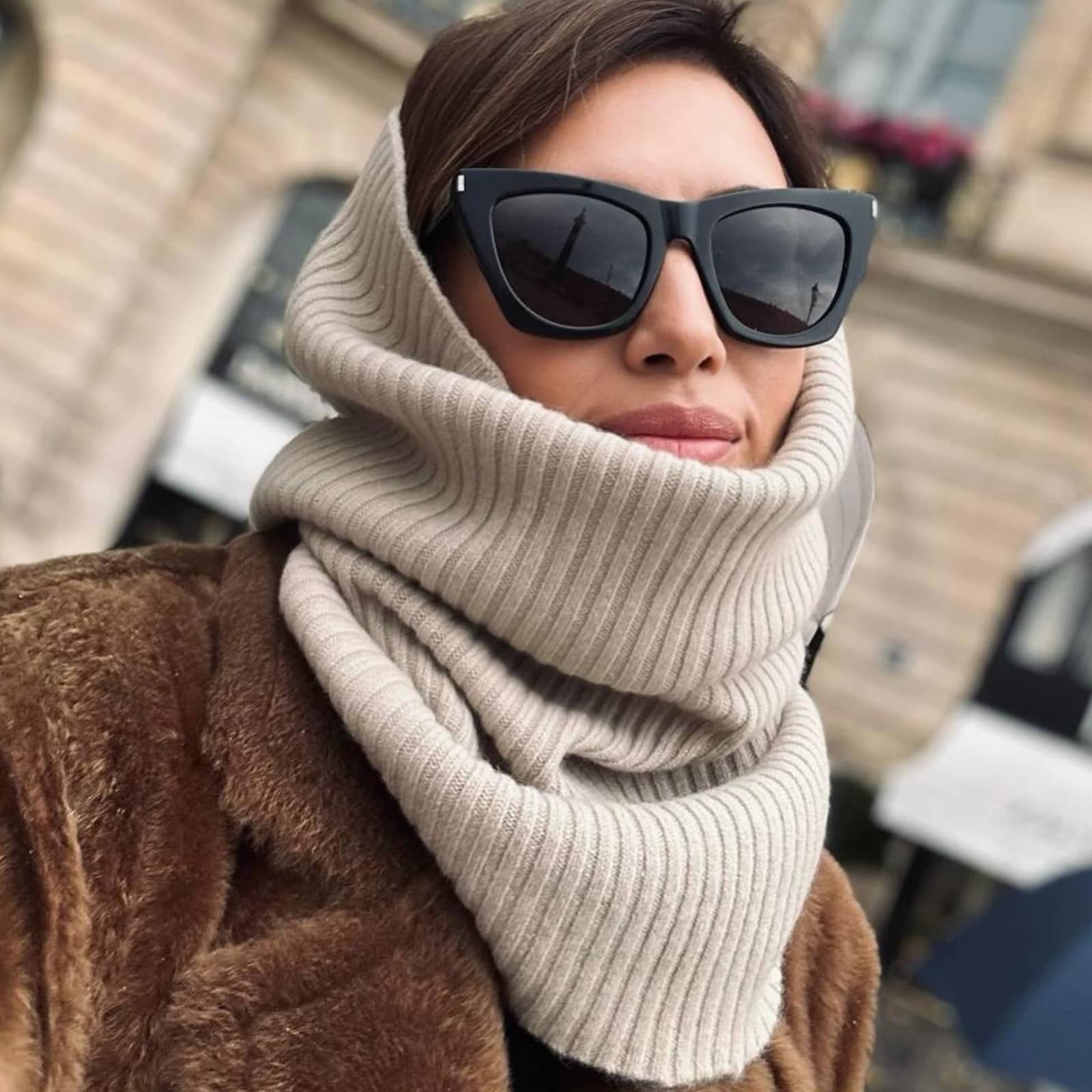 Neck Warmer Cashmere Sand made by YLIANA YEPEZ