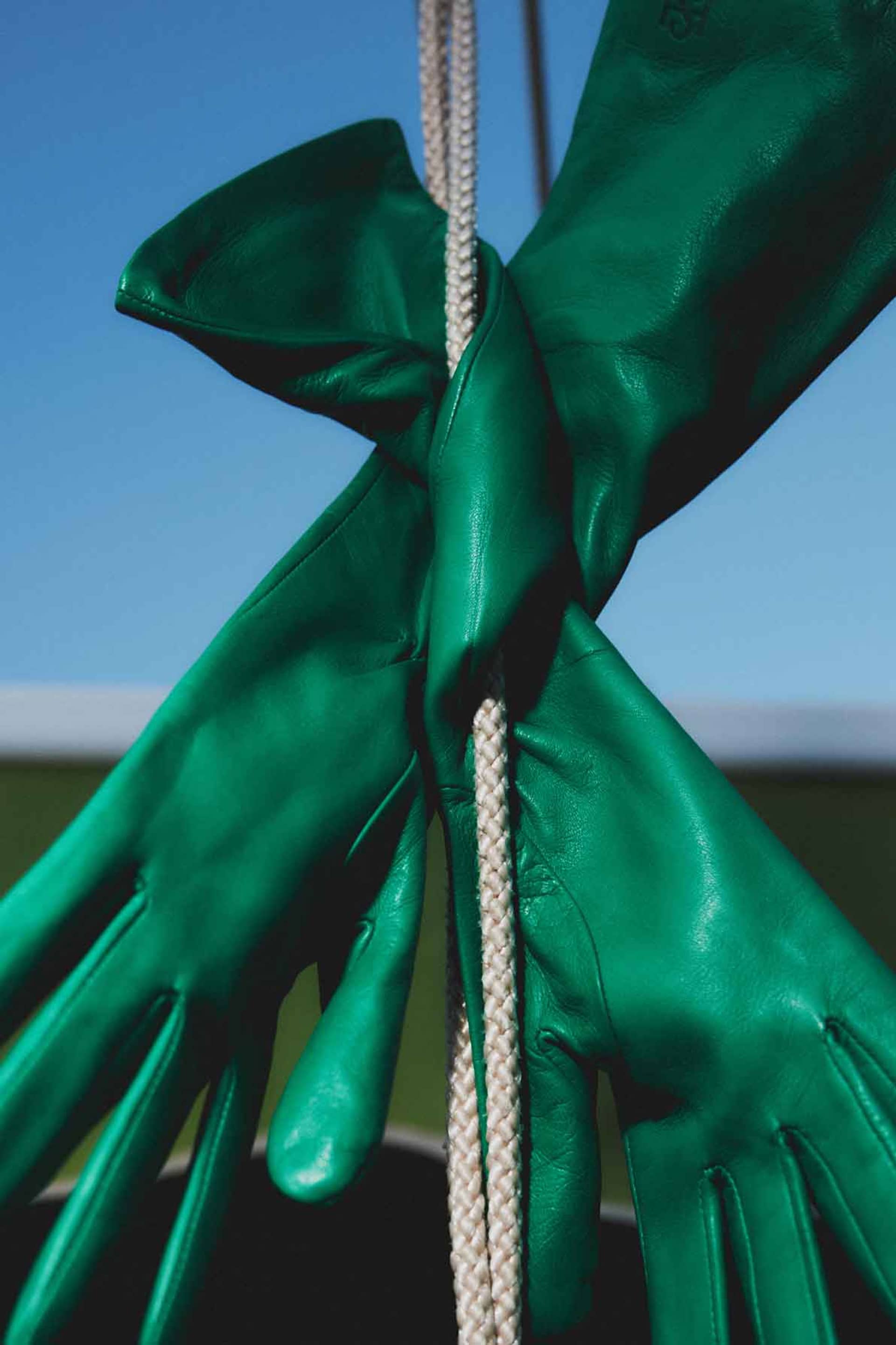 Essentials Long Kelly Green made by Handsome Stockholm