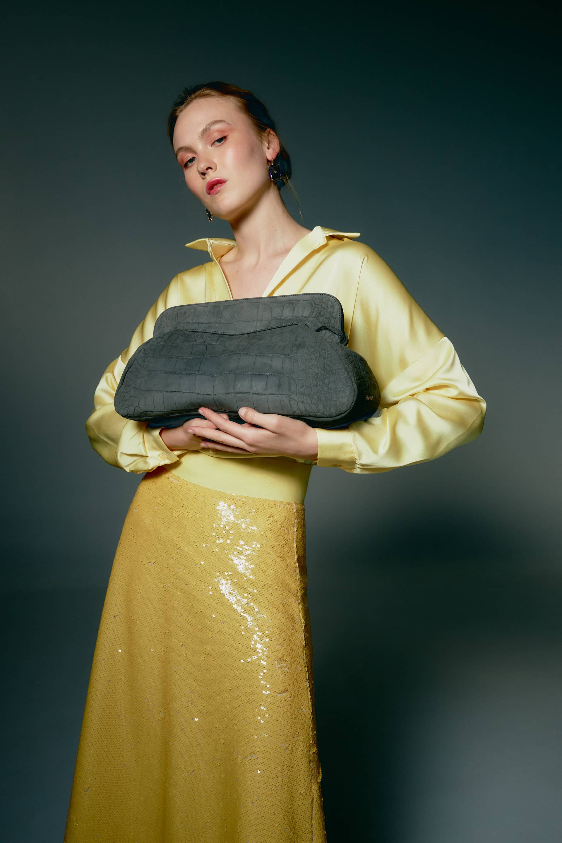 Constanza maxi coconut gray made by Phialebel