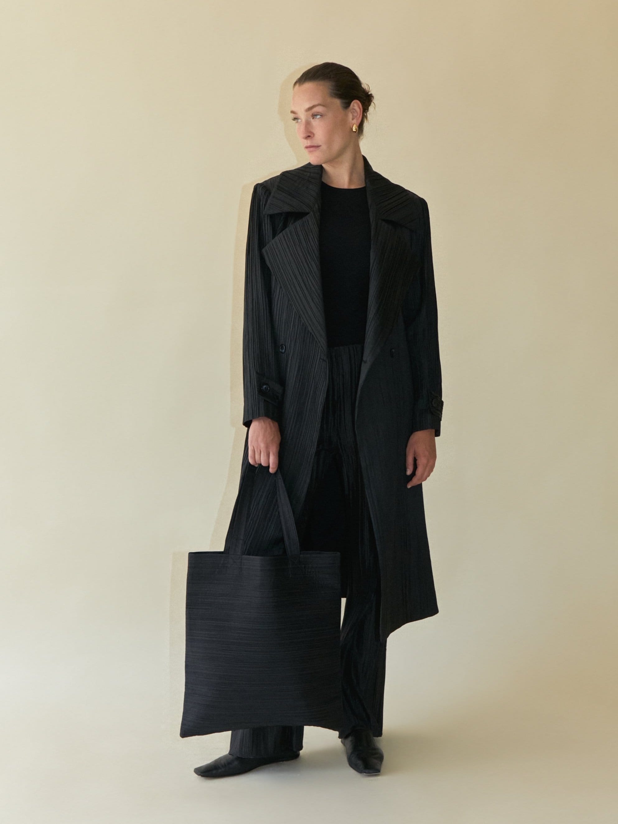 Everyday Pleated Bag made by CAHAYA STUDIOS