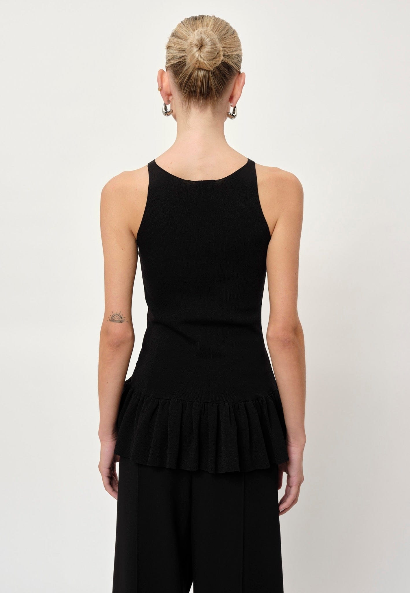 Jean Knit Top - Black made by HERSKIND