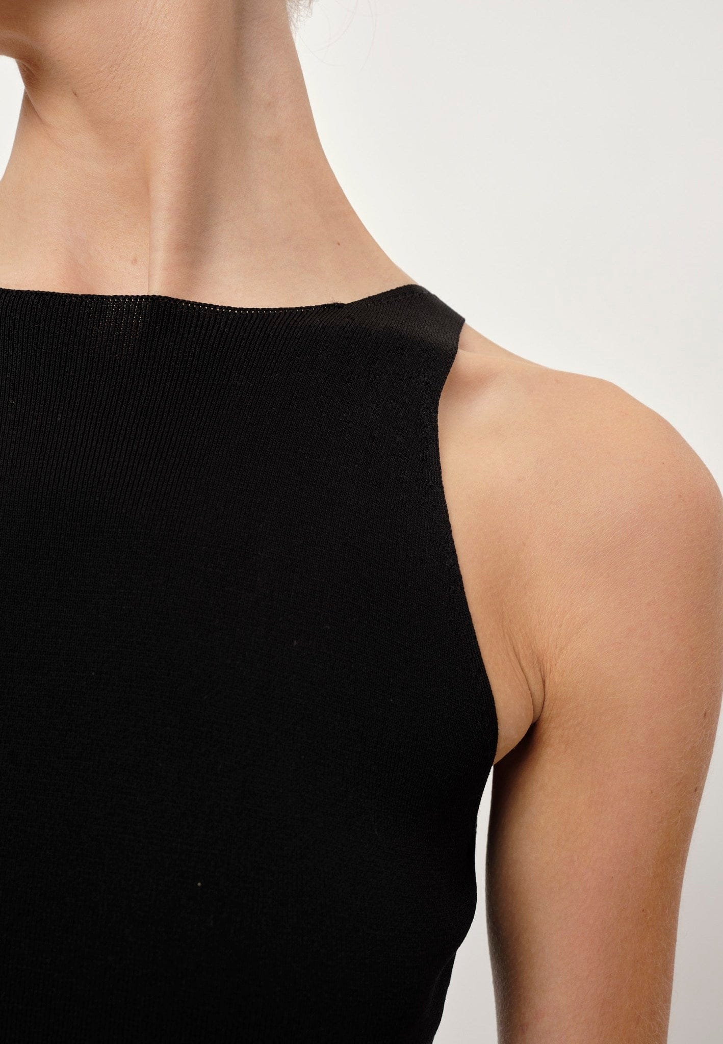 Jean Knit Top - Black made by HERSKIND