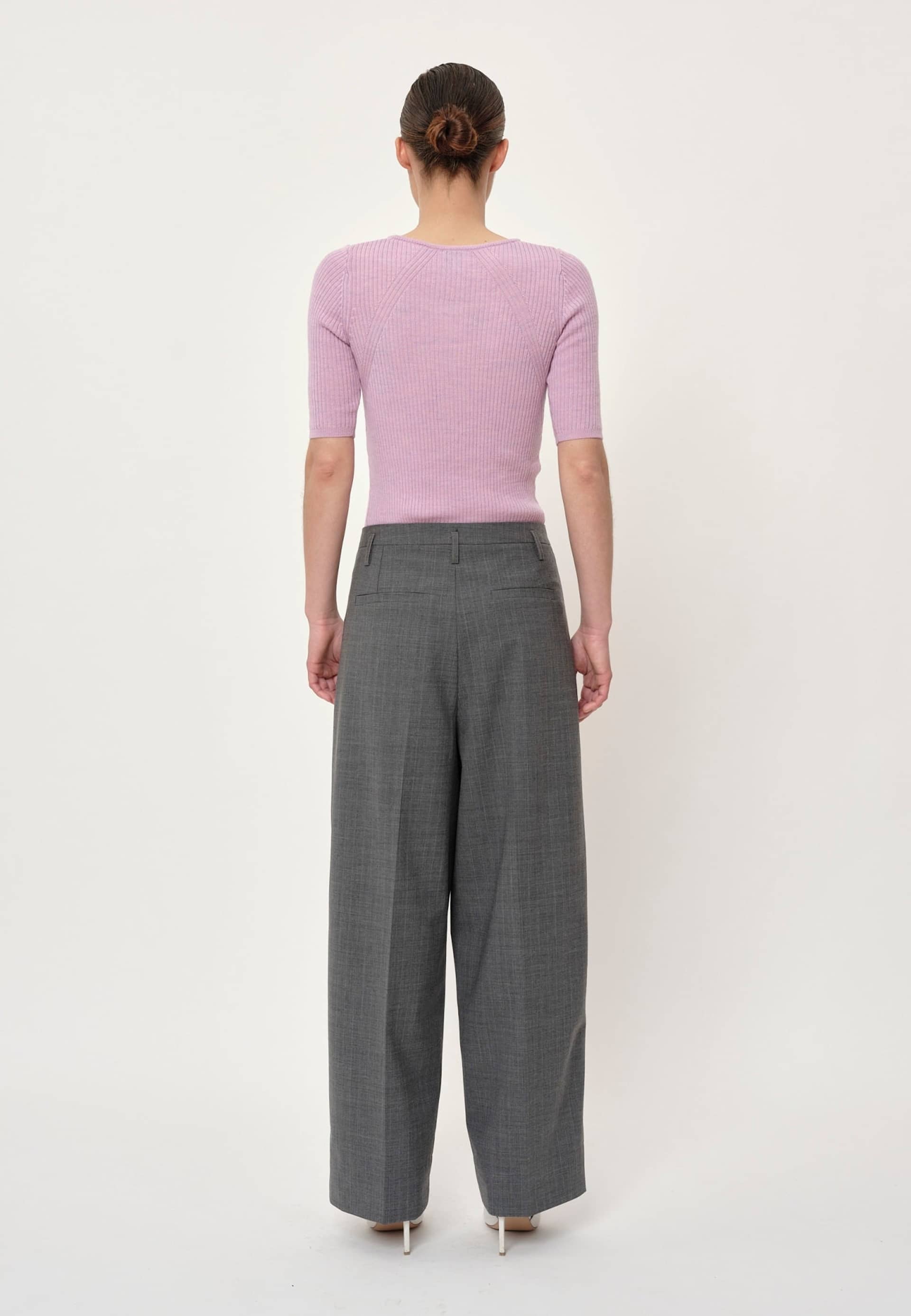 Carla Pants - Ligth Grey Pinstripe made by HERSKIND