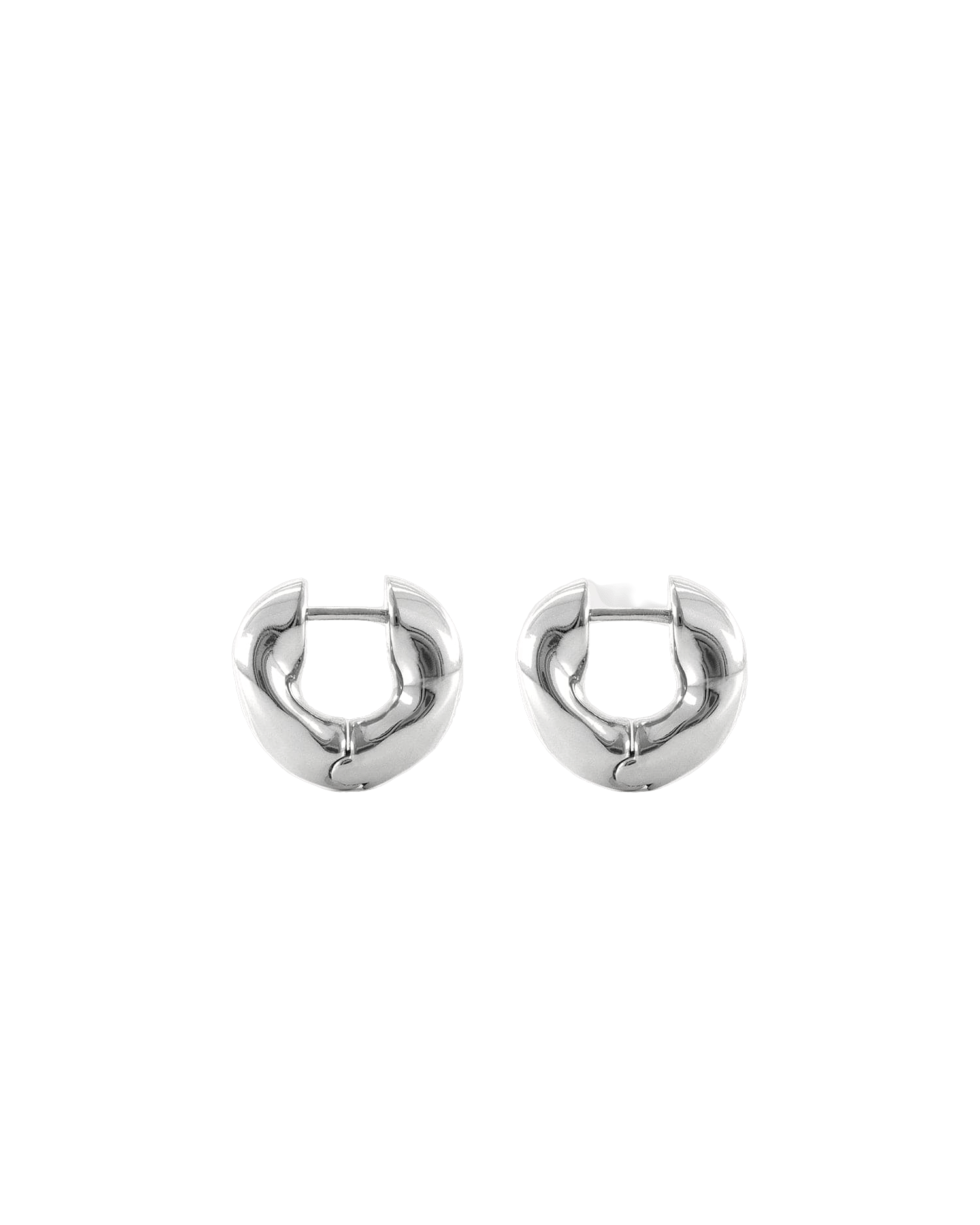 The Huggie Earrings - Silver made by ESSEN