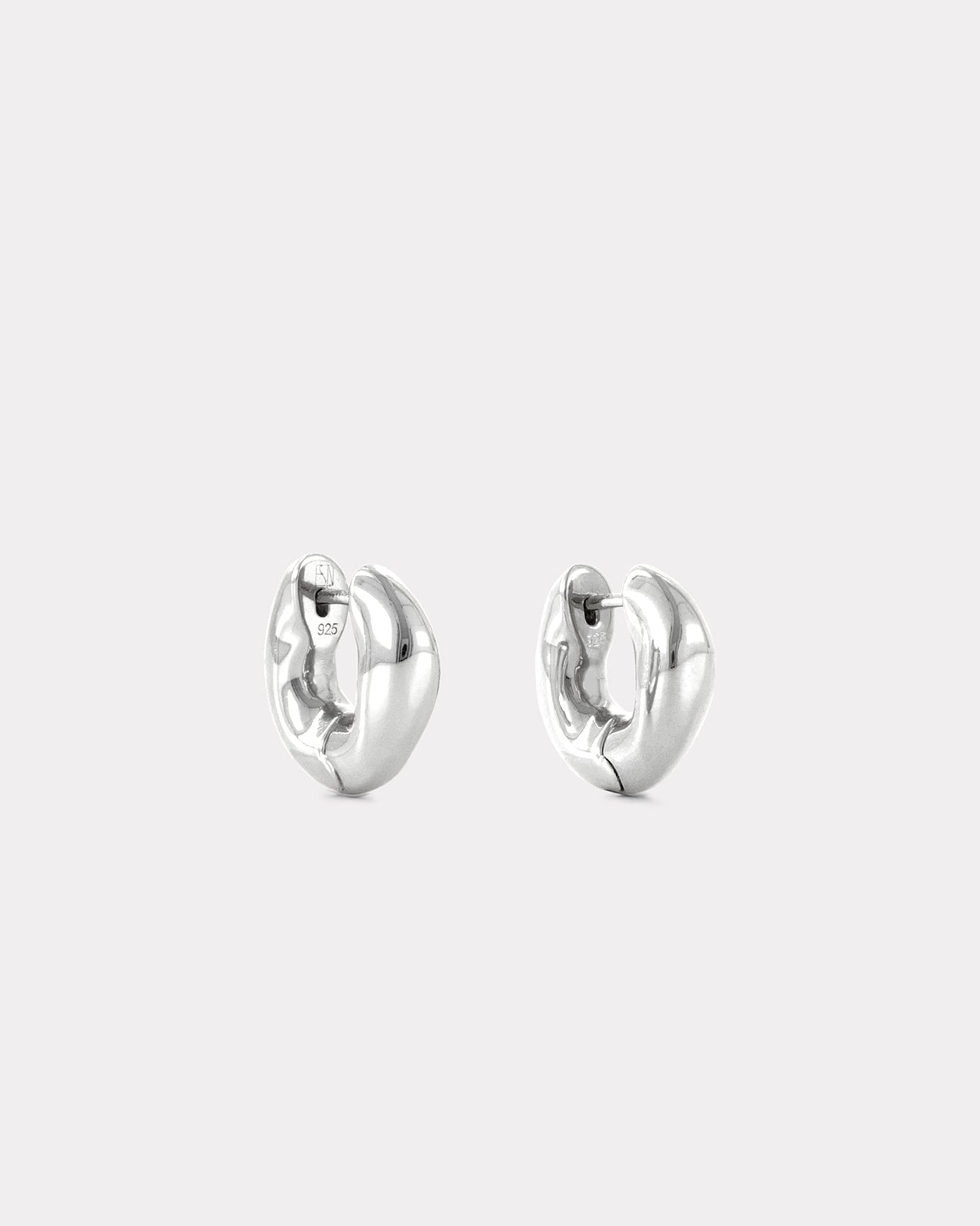 The Huggie Earrings - Silver made by ESSEN