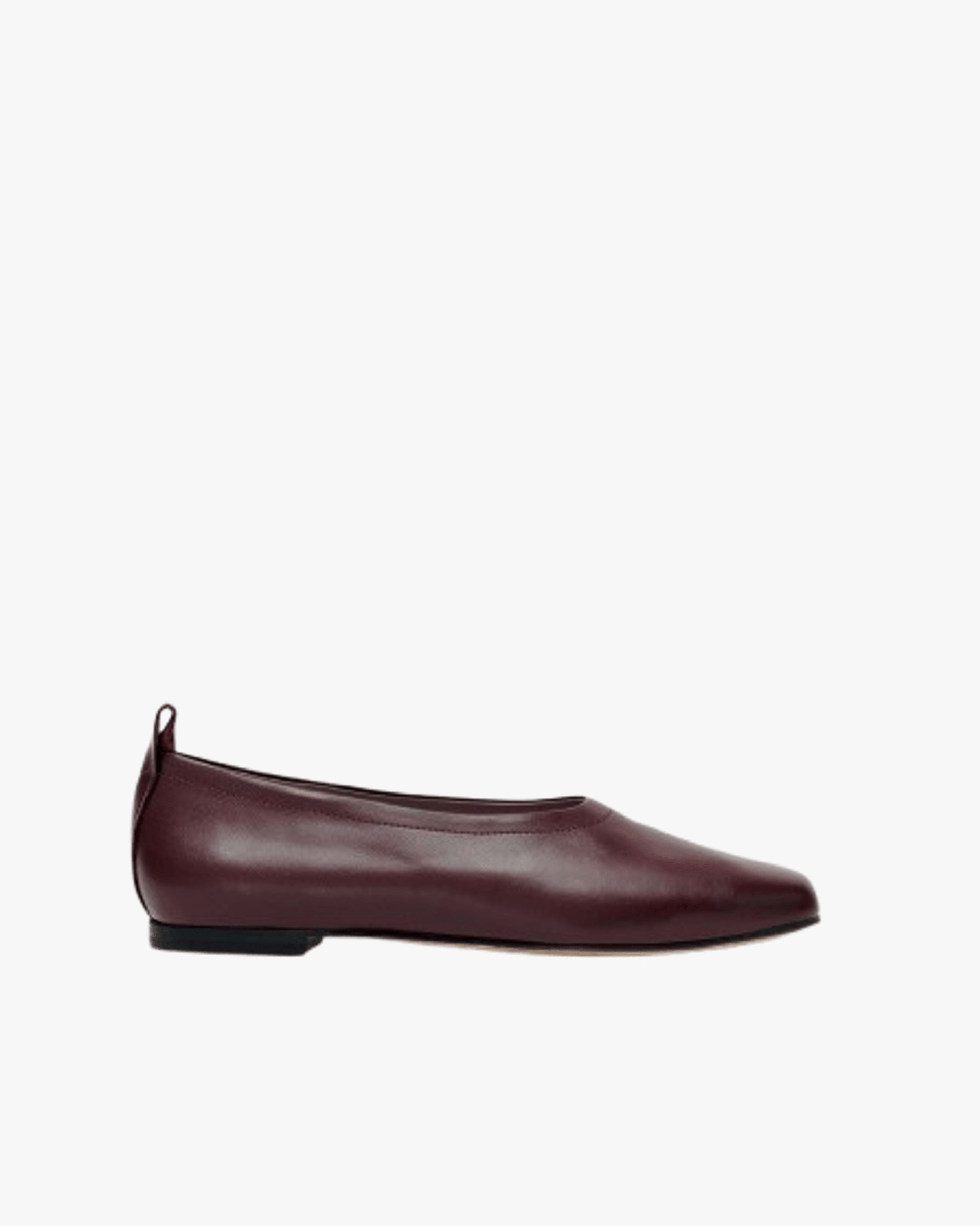 The Foundation Flat - Burgundy made by ESSEN