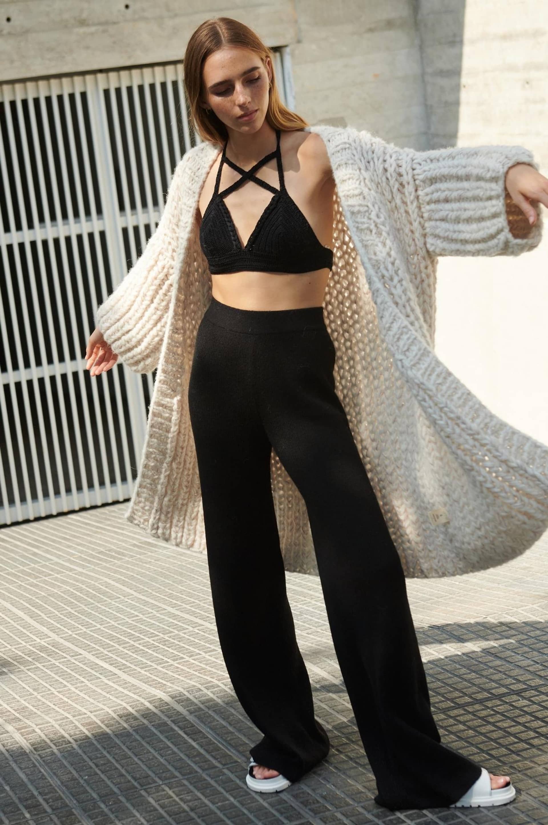 KONI Cardigan (30% OFF) in Beige made by AYNI